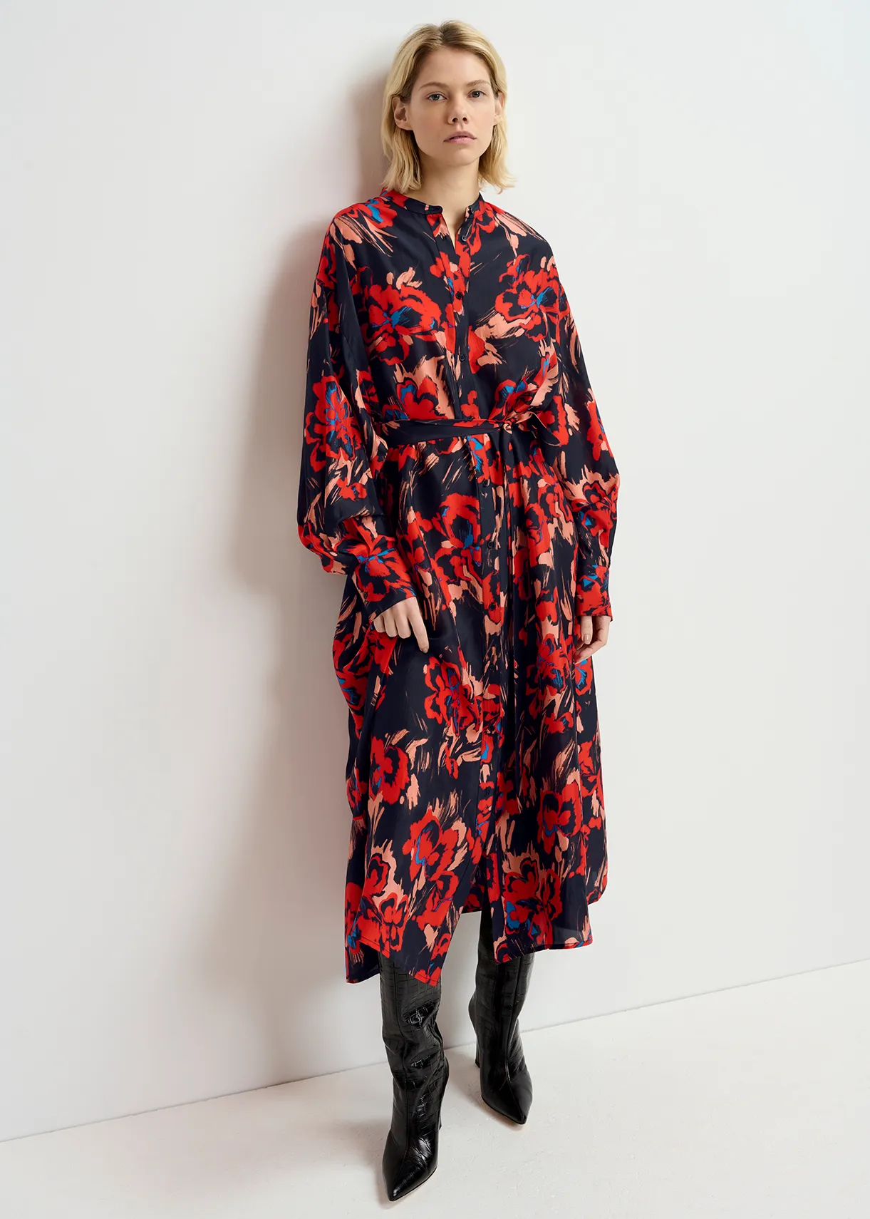 Black maxi-length silk dress with floral print