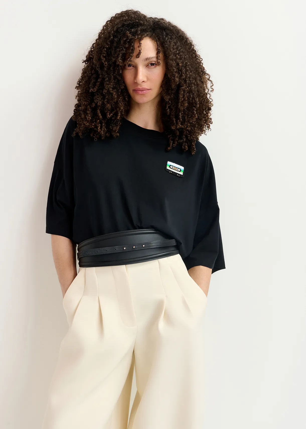 Black organic cotton cropped T-shirt with embroidery