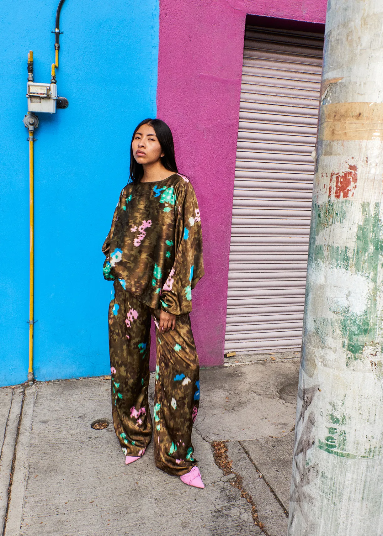 Khaki floral print wide-leg pants