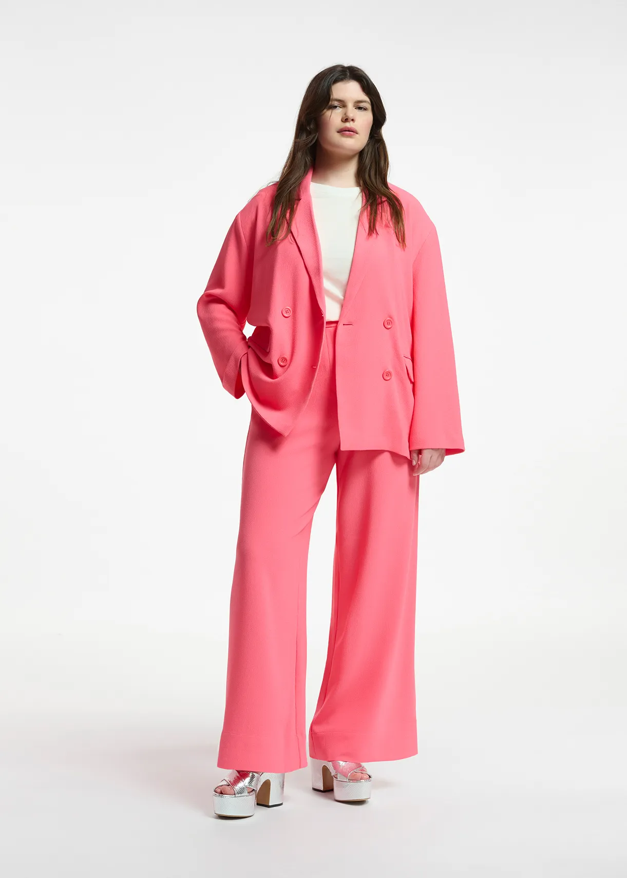Pink wide-leg pants