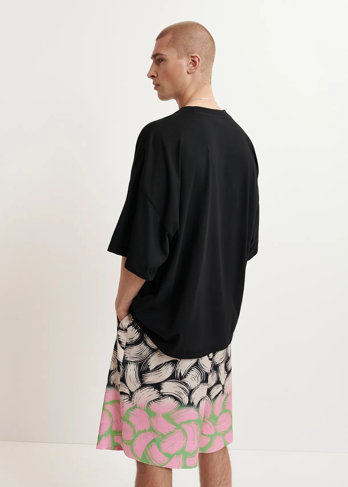 Black organic cotton T-shirt with embroidery