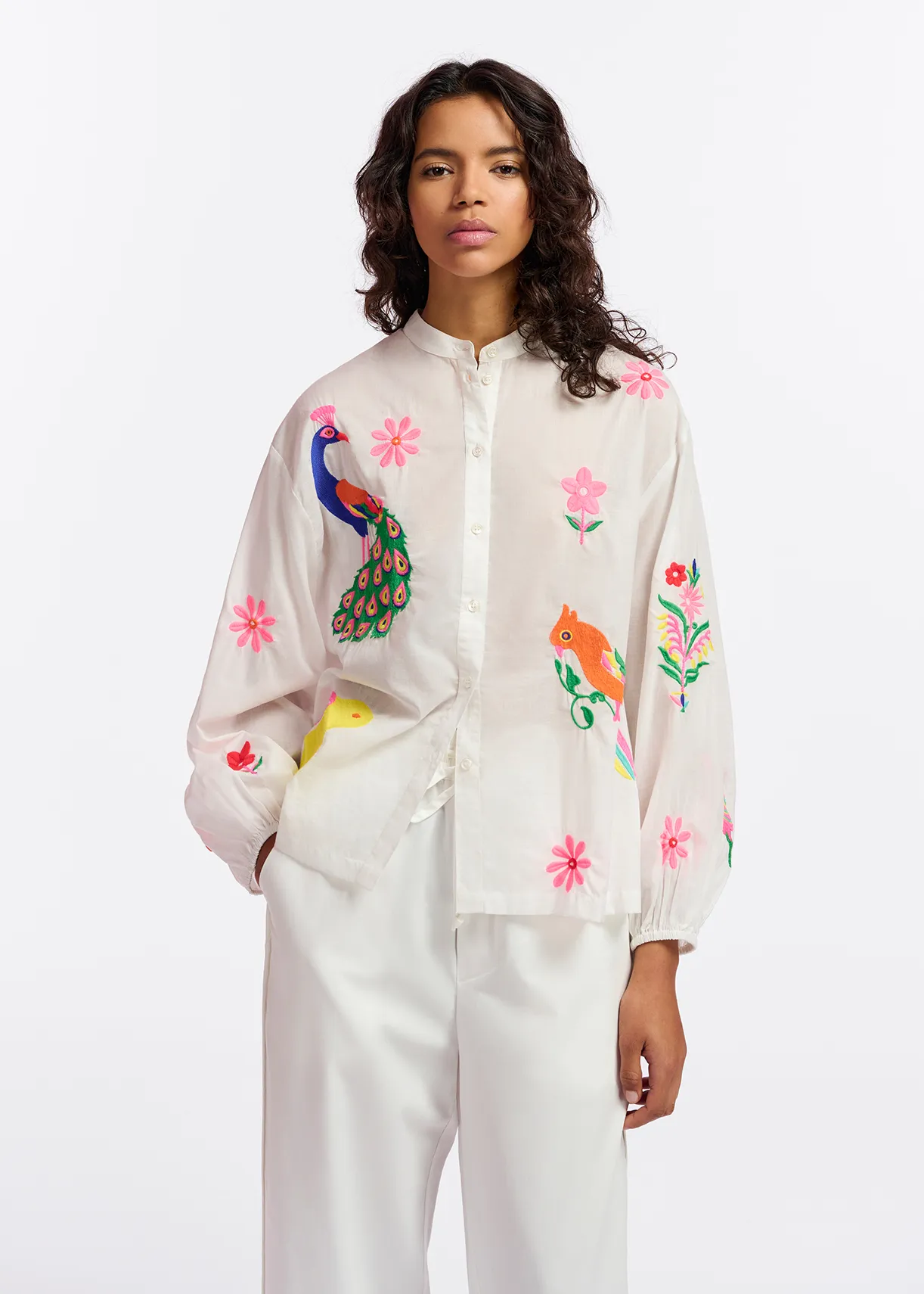 Off-white cotton shirt with embroideries