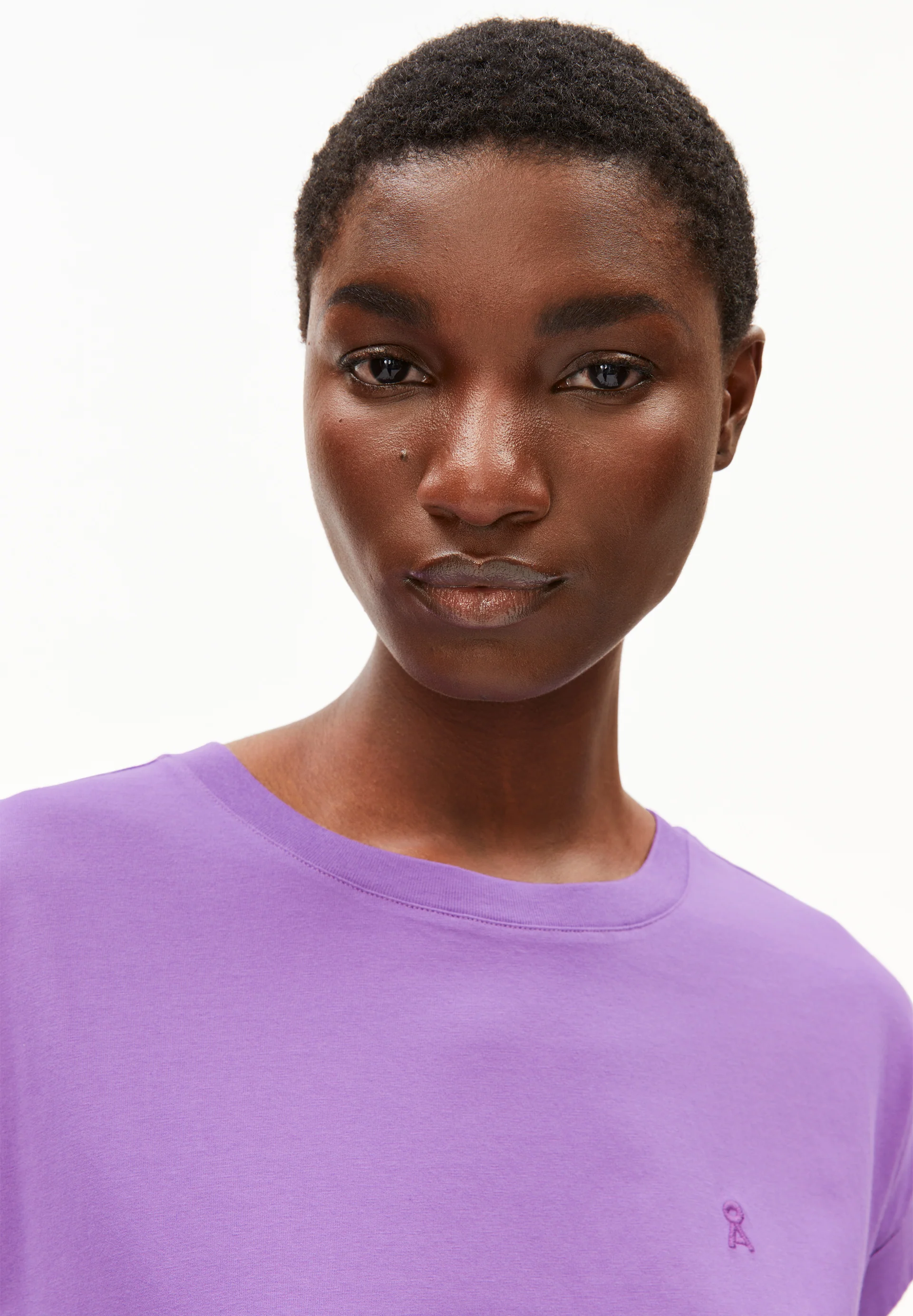 IDAARA T-shirts from organic cotton