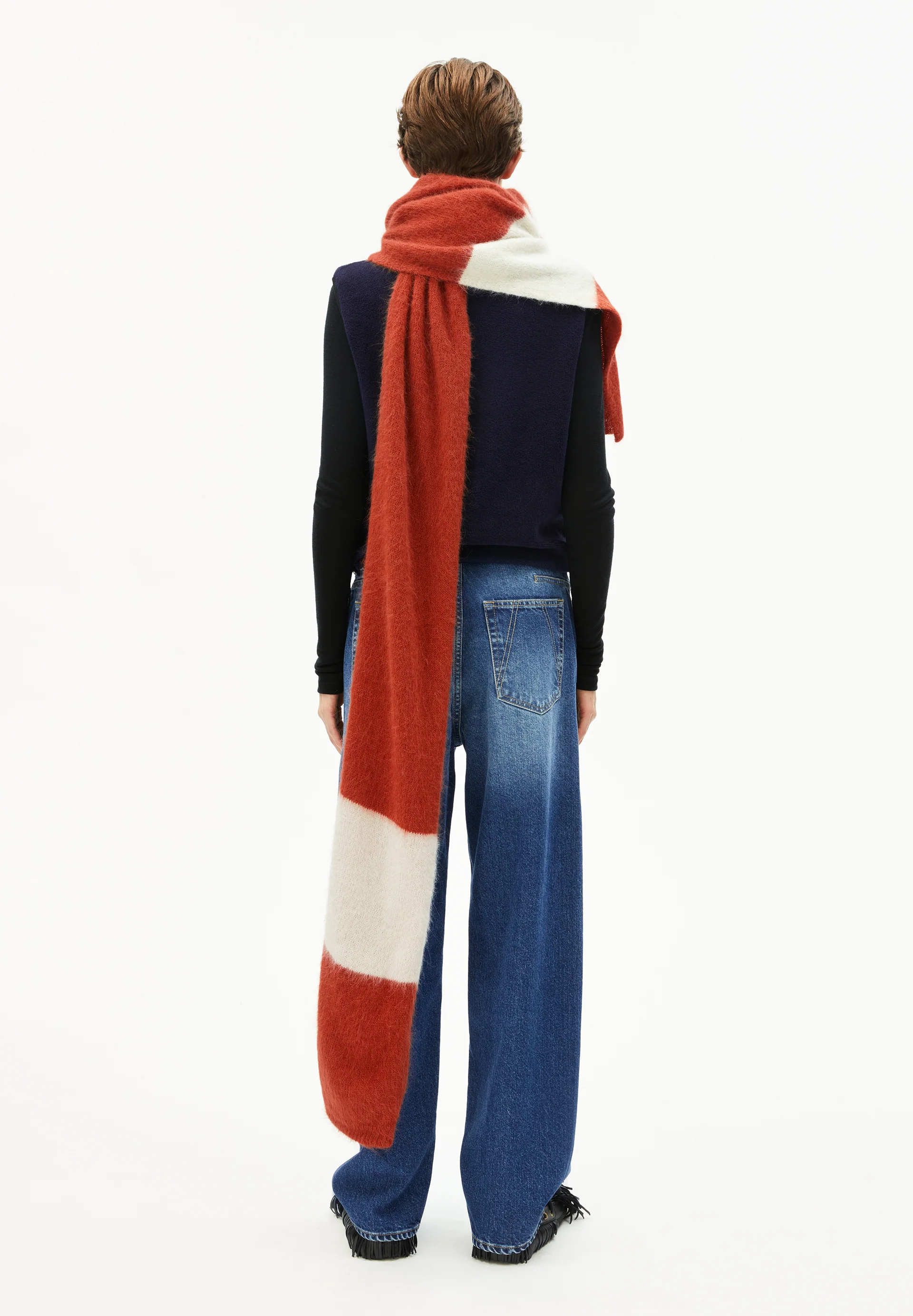 SAABE STRIPED UN-WASTED Scarf made from an alpaca-wool blend