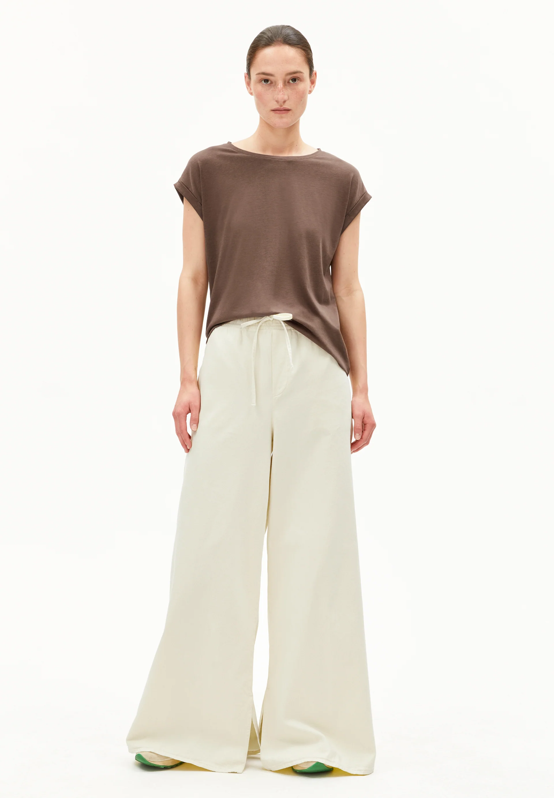 JILAANA T-shirt made of TENCEL™ Lyocell Mix.