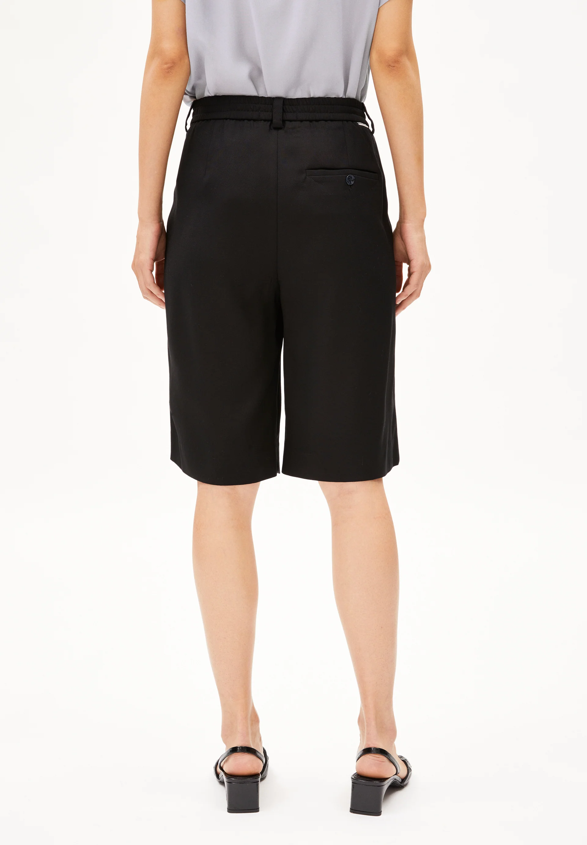 NAMAAL Shorts made of LENZING™ ECOVERO™ Viscose Mix