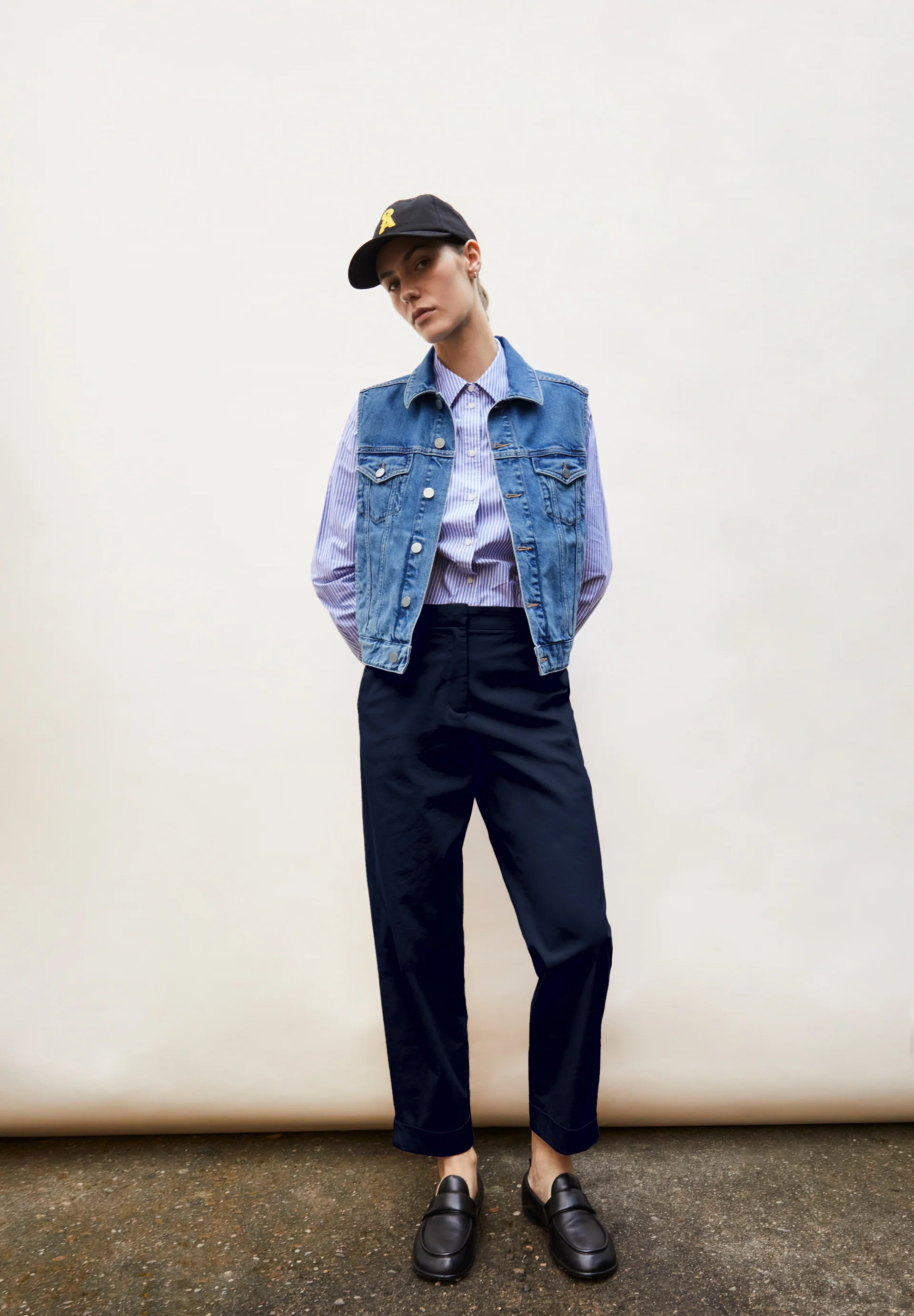 KAADWI Woven Pants made of Organic Cotton Mix
