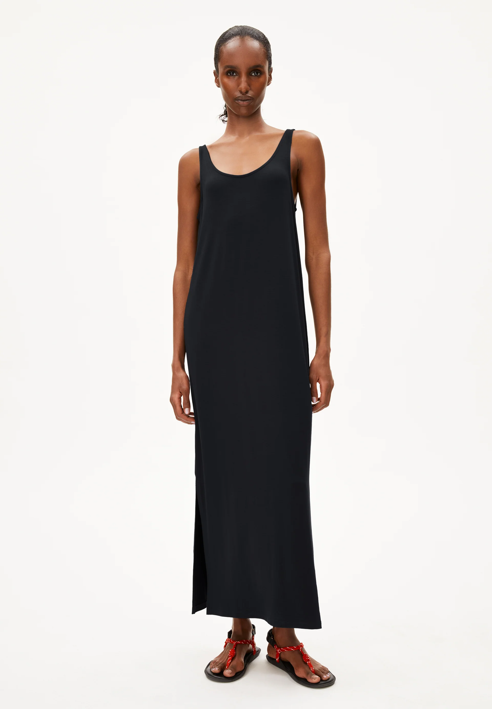 MAELIAA SOLID Jersey Dress made of LENZING™ ECOVERO™ Viscose Mix
