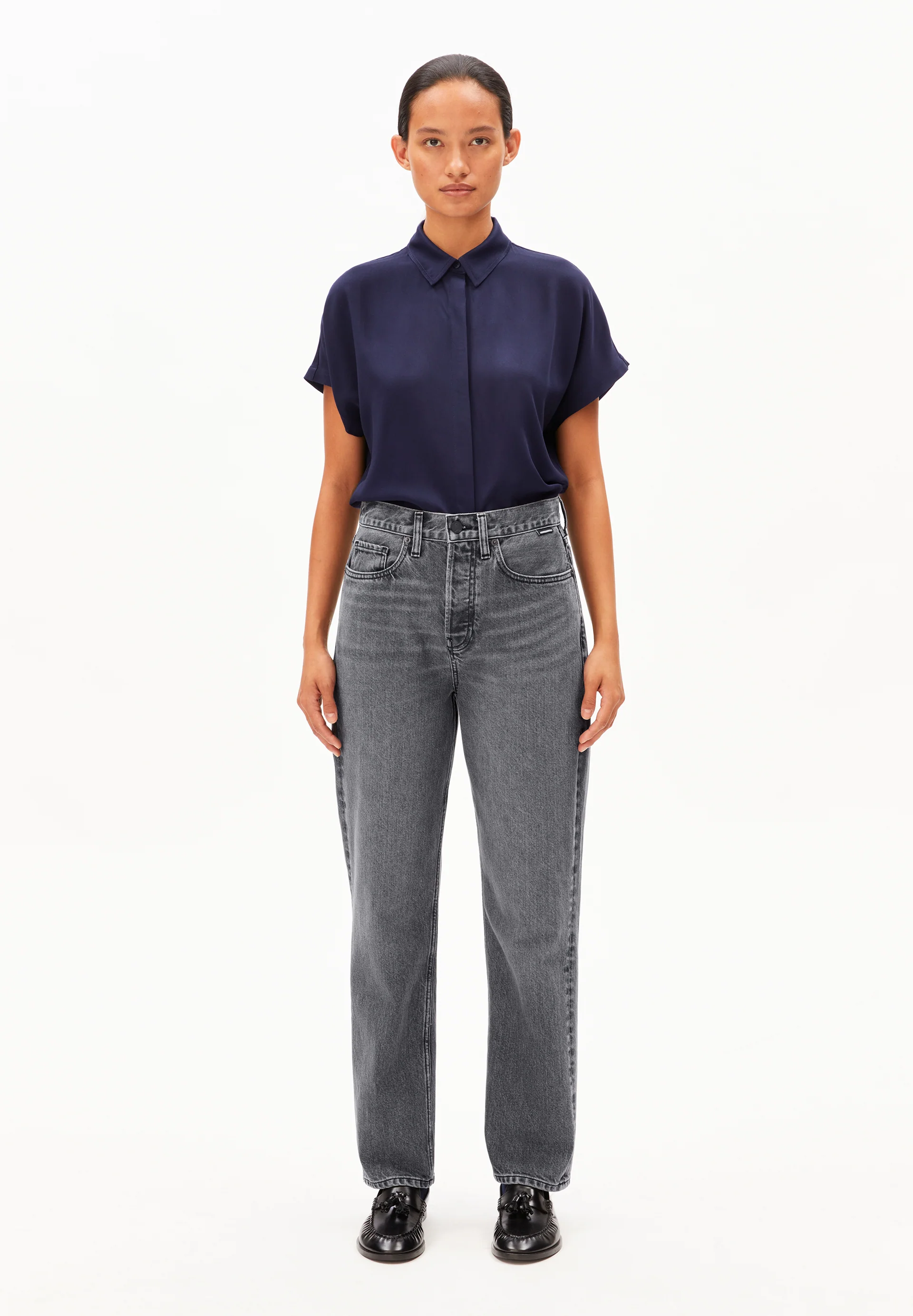 AAIKALA Straight Jeans High Waist recycled Cotton