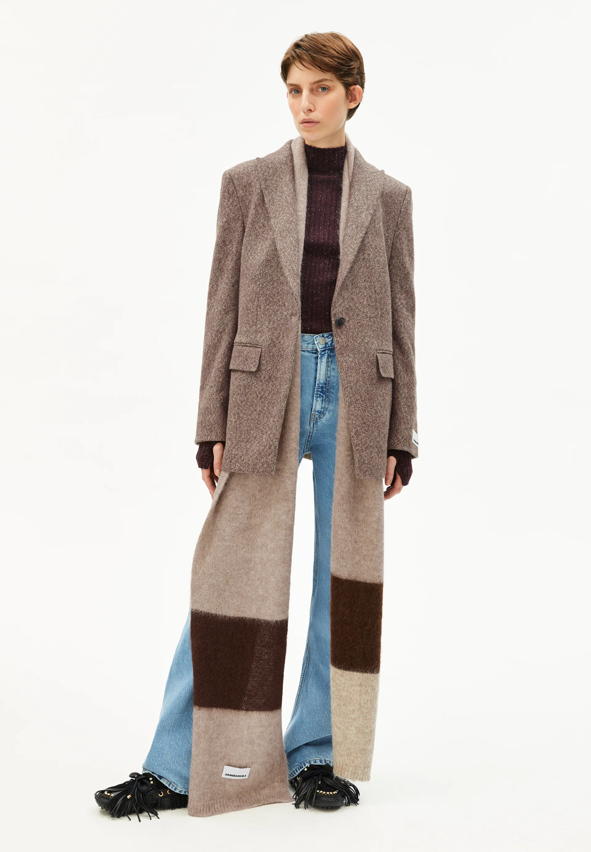 SAABE STRIPED UN-WASTED Scarf made from an alpaca-wool blend