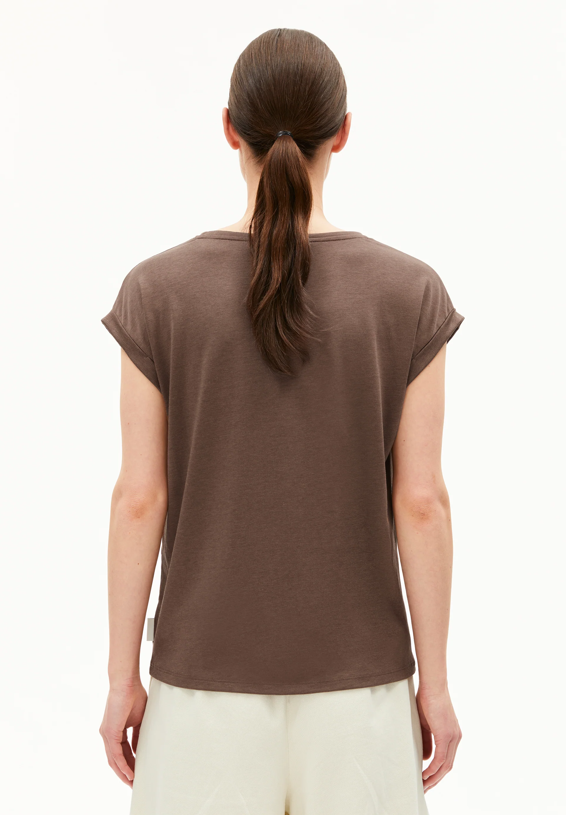 JILAANA T-shirt made of TENCEL™ Lyocell Mix.