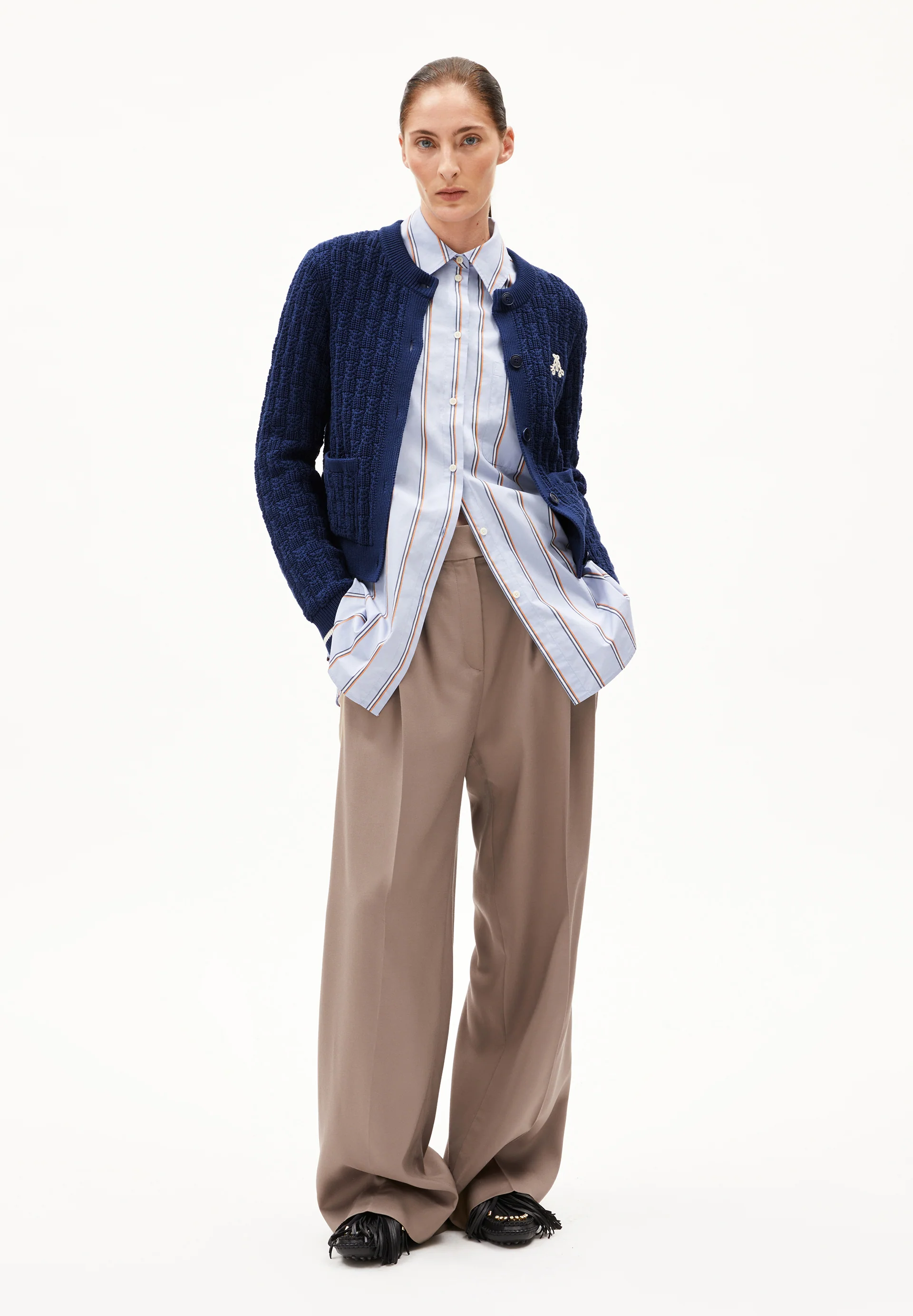 JULIAANAS STRUCTURE Cardigan made of Organic Cotton