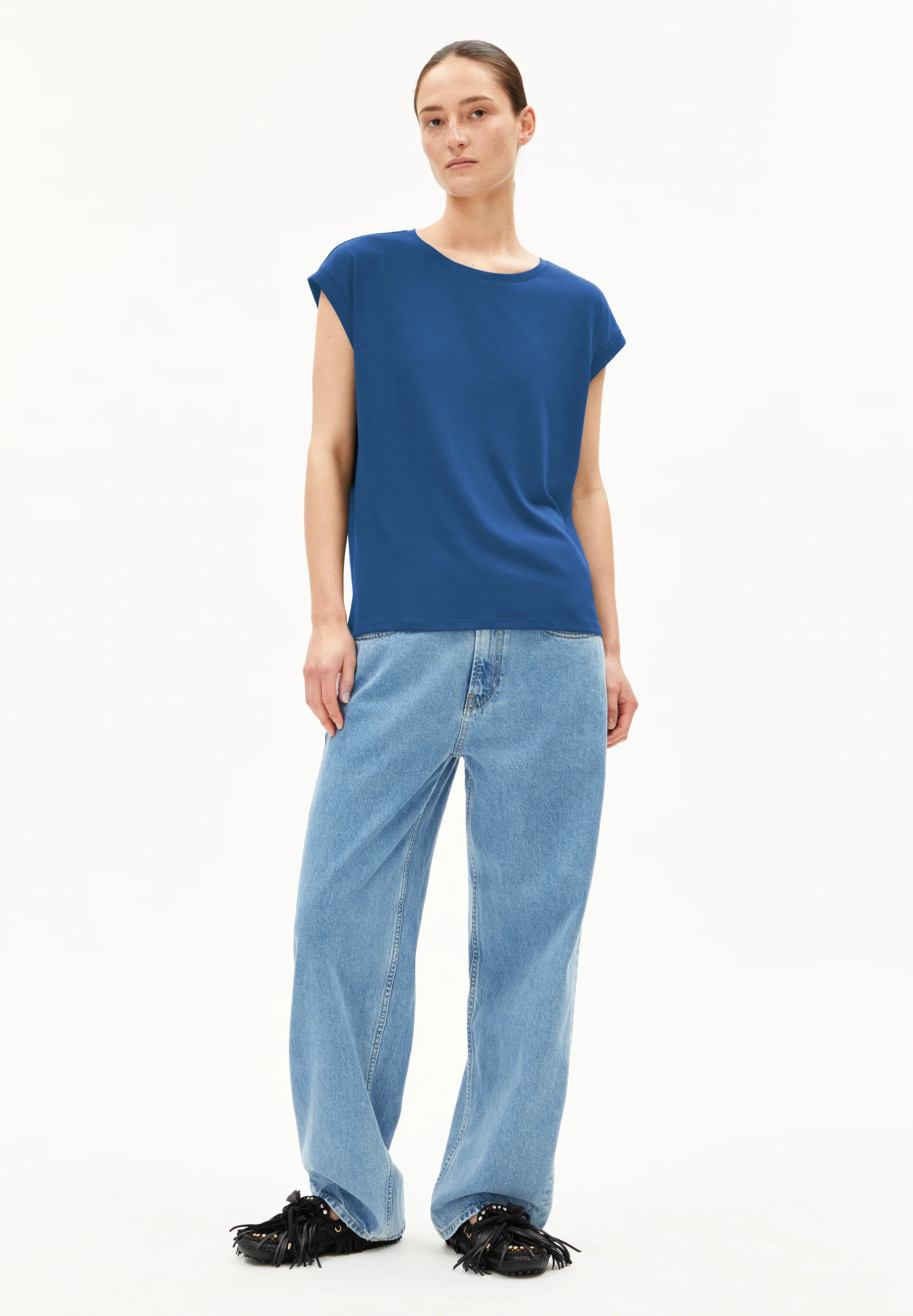 JILAANA T-shirt made of TENCEL™ Lyocell Mix.