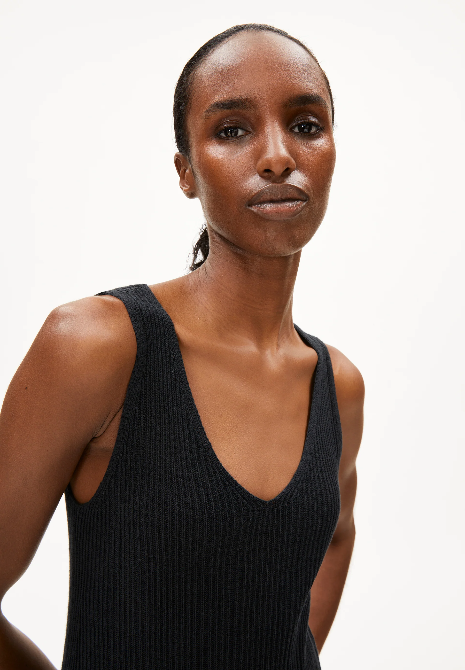 LINEN BLEND KNIT DRESS Knit Dress made of Linen-Mix