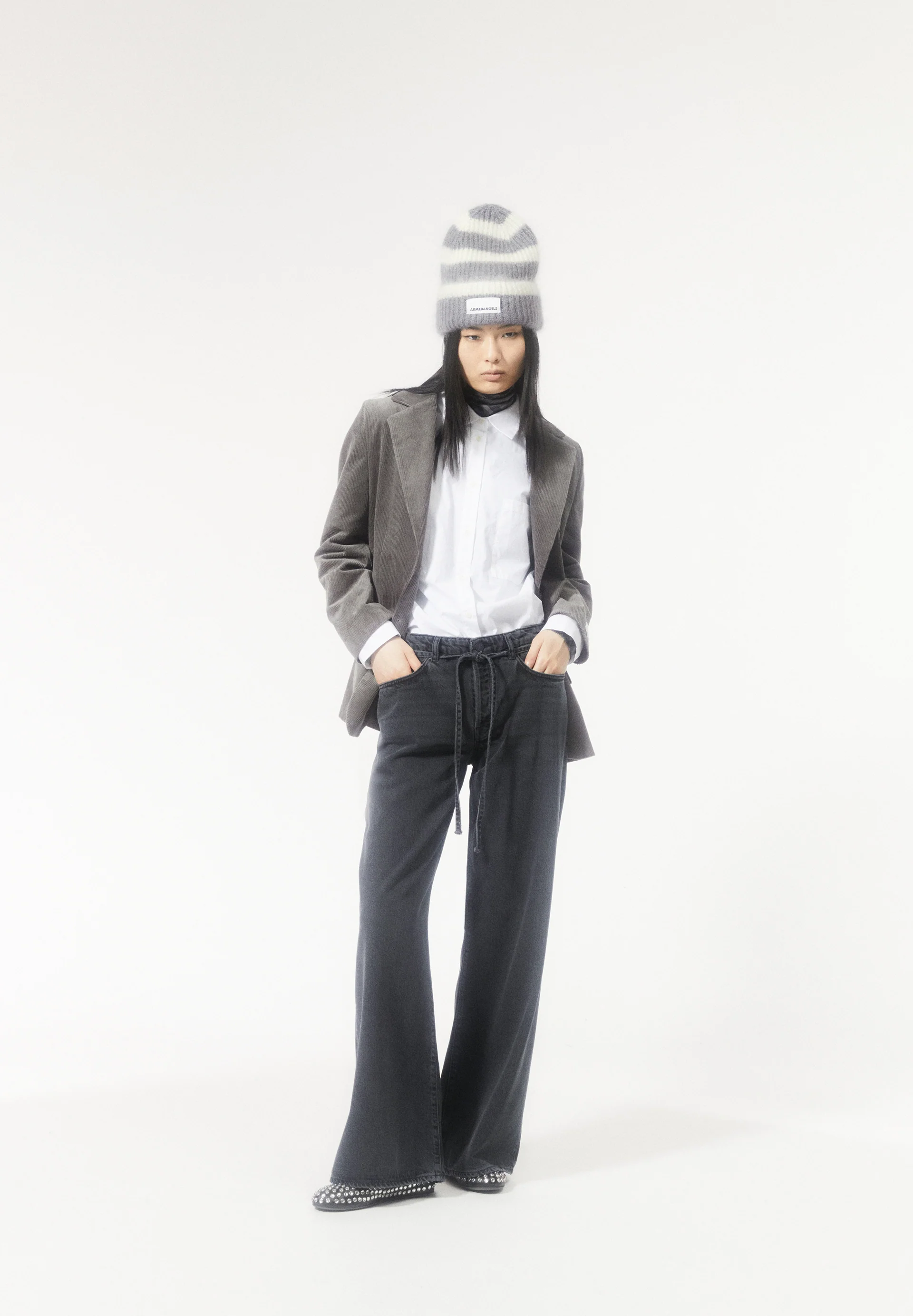 ASTRAEAAS WIDE JEAN Wide leg mid waist made from a lyocell cotton blend