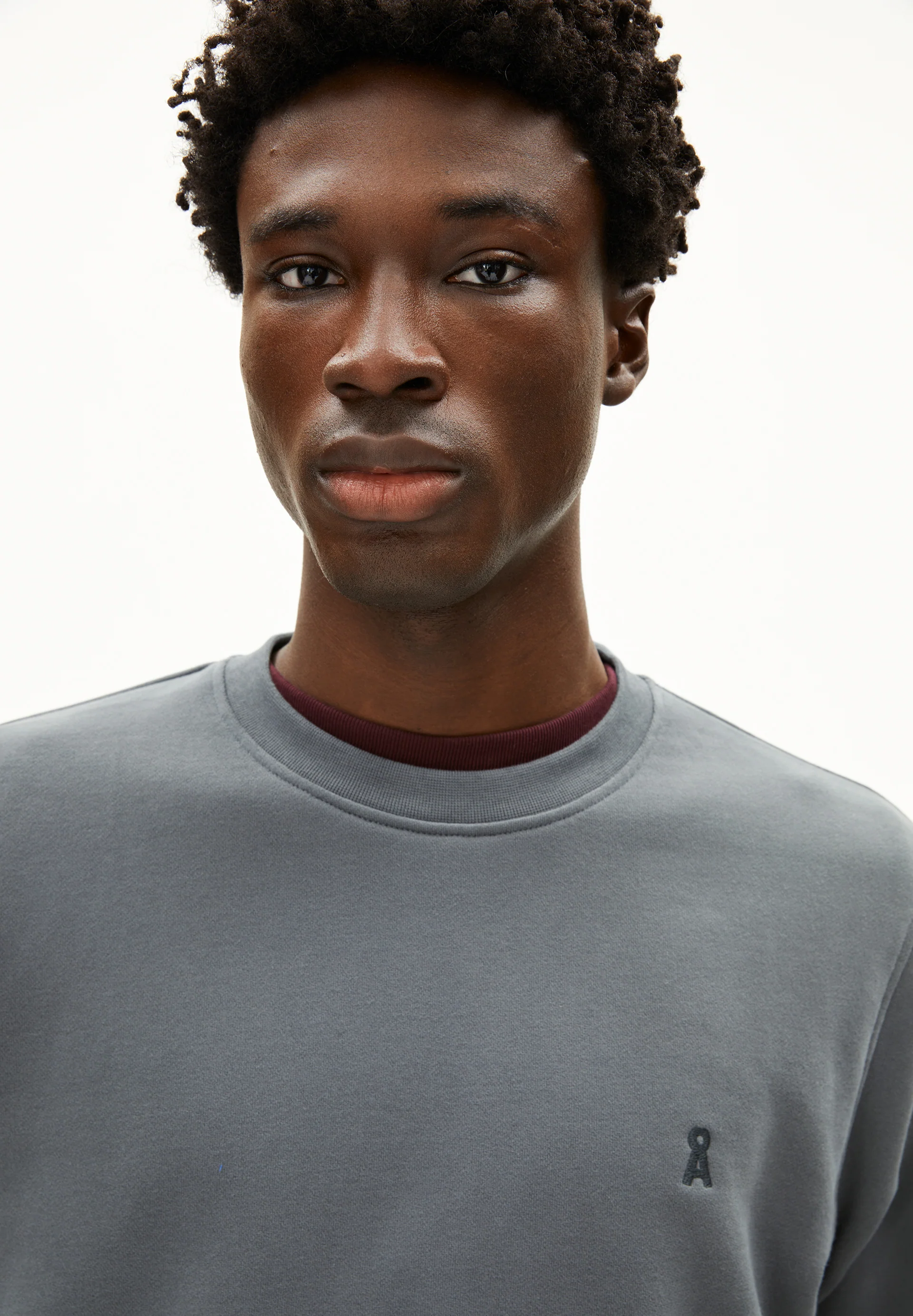 BAARO LOOP Sweatshirt from organic cotton