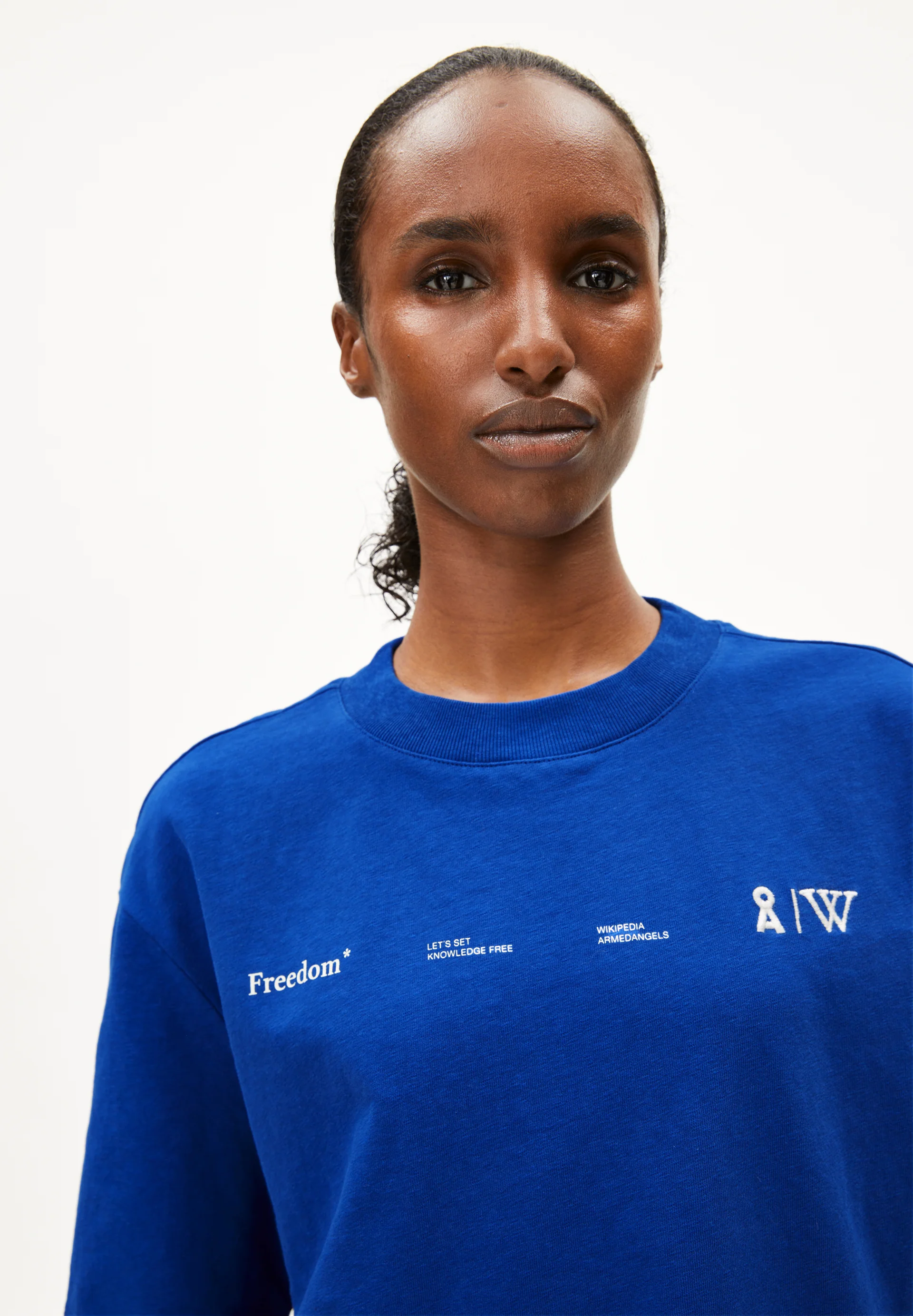 TARJAA WIKIPEDIA Heavyweight T-Shirt made of recycled Cotton