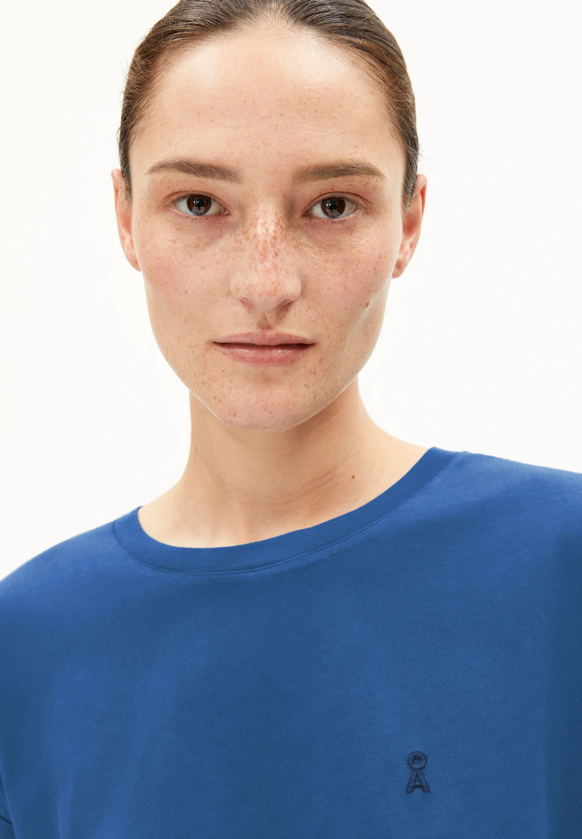 IDAARA T-shirts from organic cotton