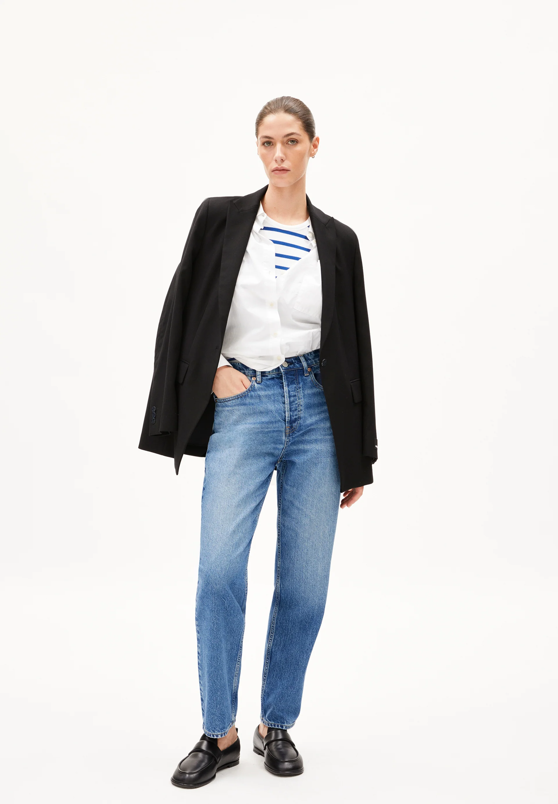 AAIKALA Straight Jeans High Waist recycled Cotton