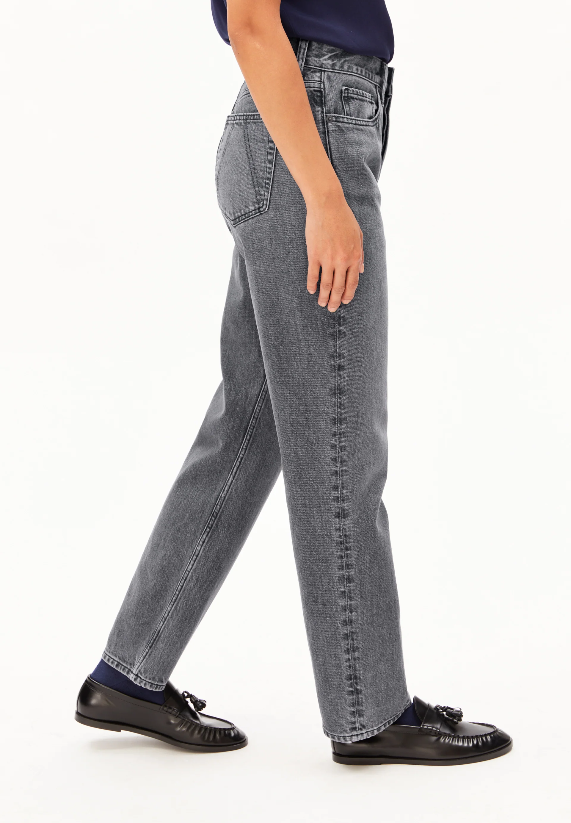 AAIKALA Straight Jeans High Waist recycled Cotton