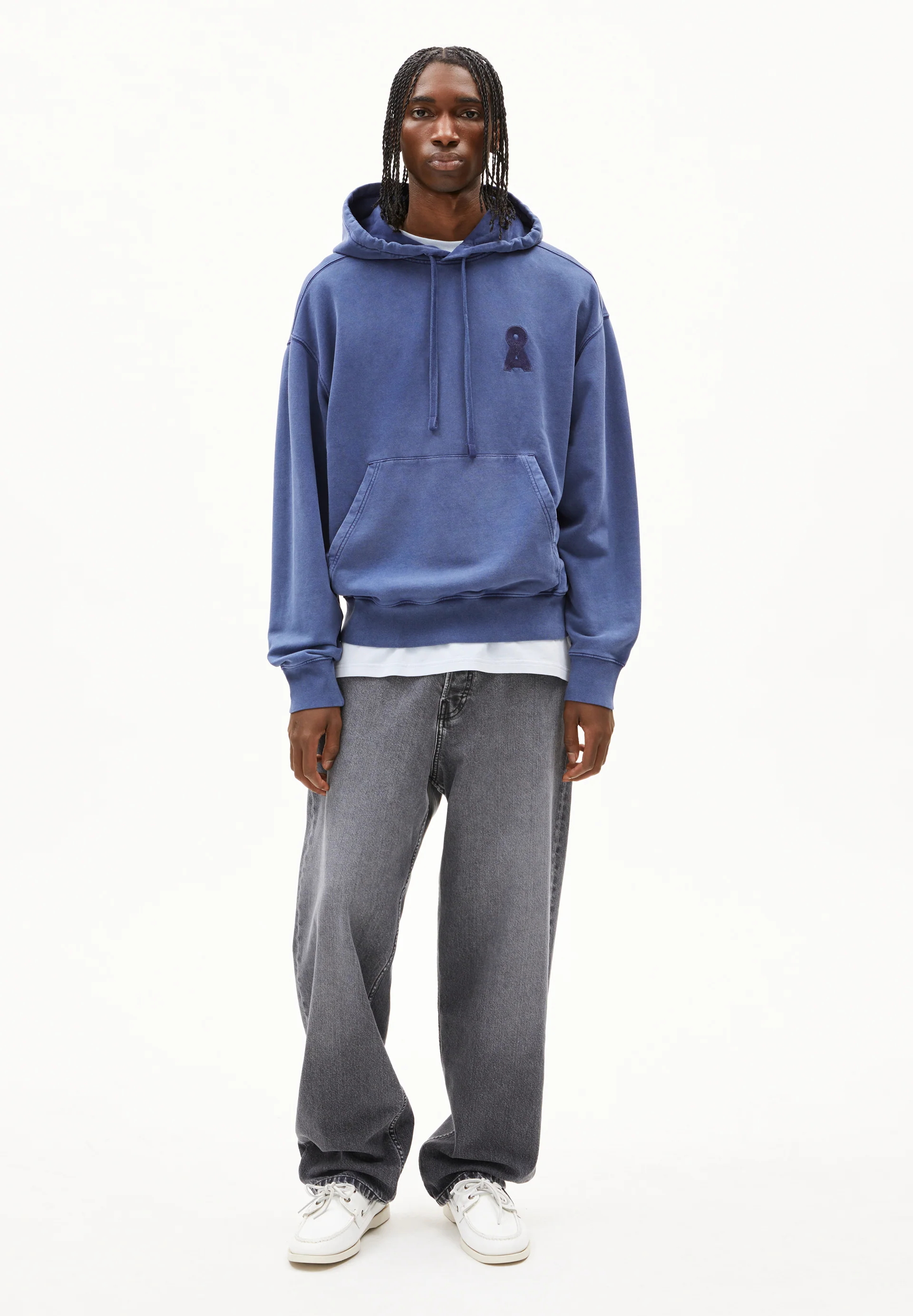 ICONIC Å KIRAAN GMT DYE Sweatshirt from organic cotton