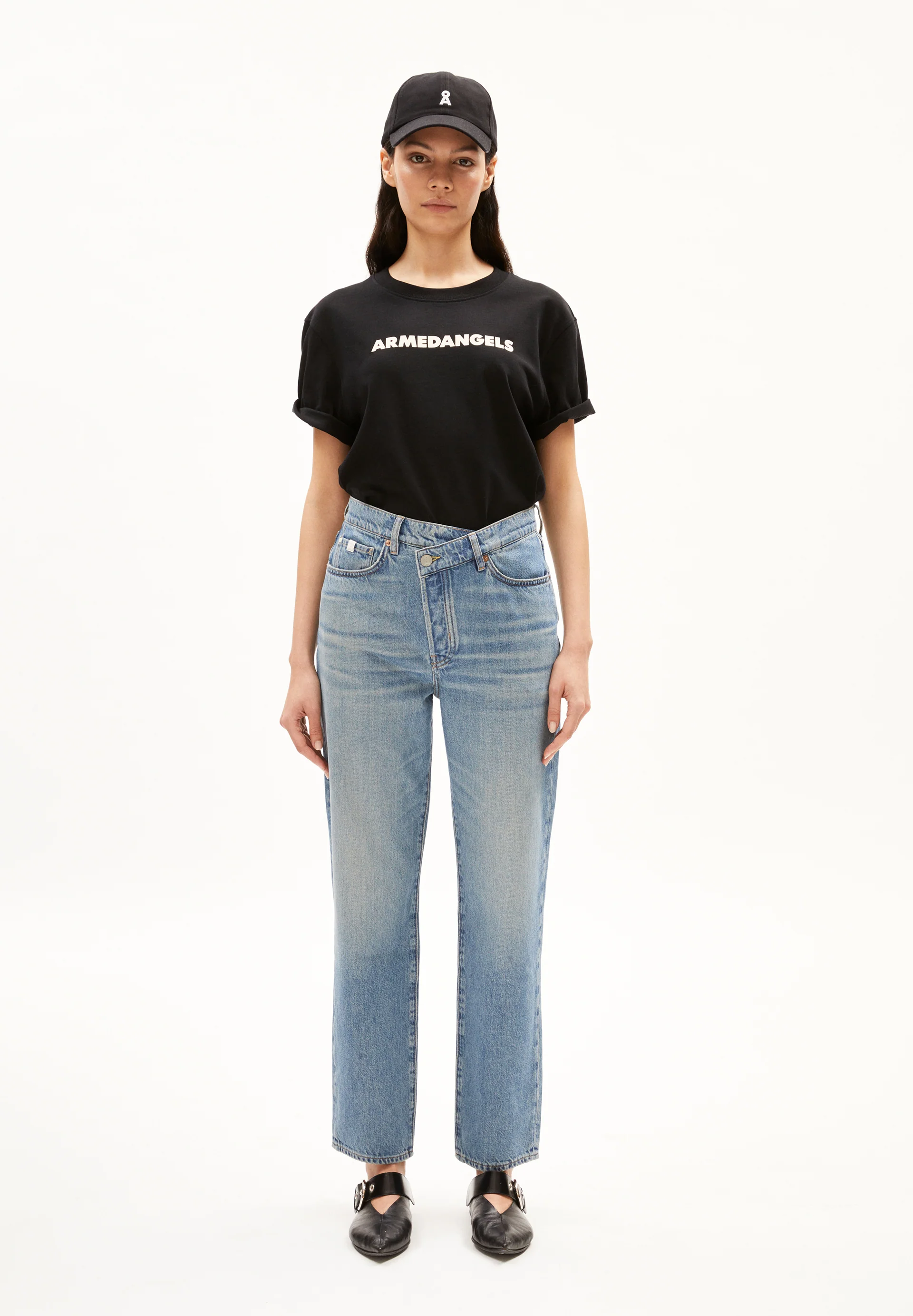 AAIKALA DETAIL Straight Jeans High Waist Organic Cotton Mix