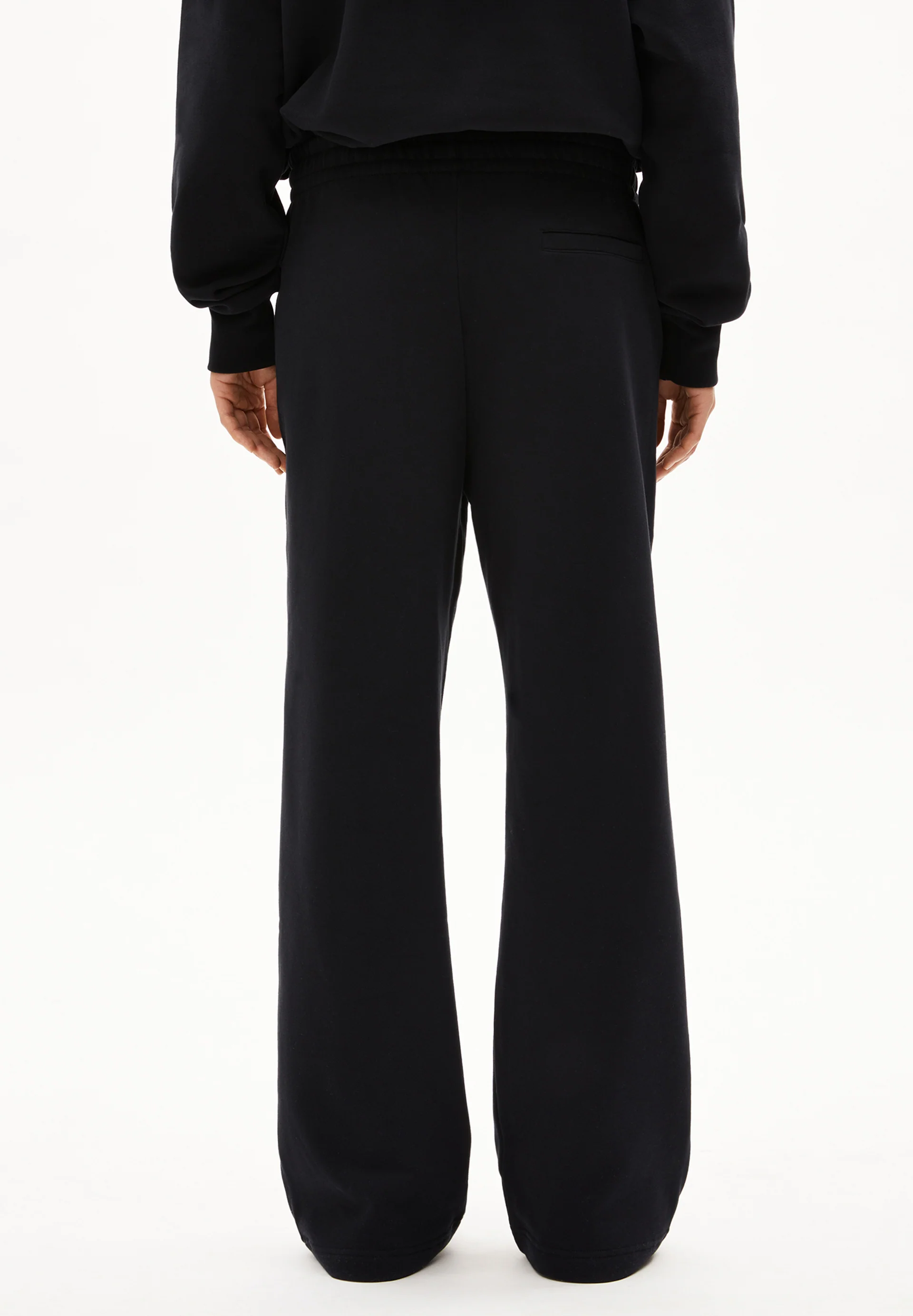 ICONIC Å IVAARA SWEATPANT Sweatpants from organic cotton