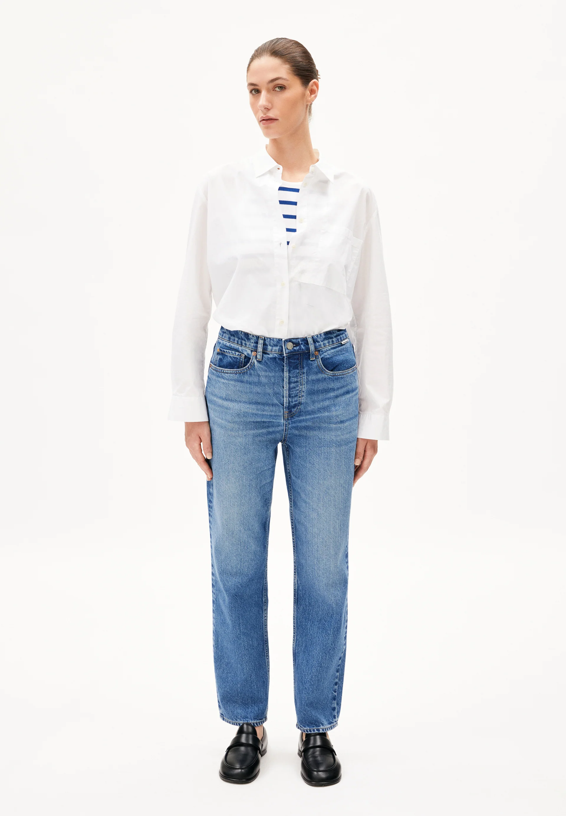 AAIKALA Straight Jeans High Waist recycled Cotton