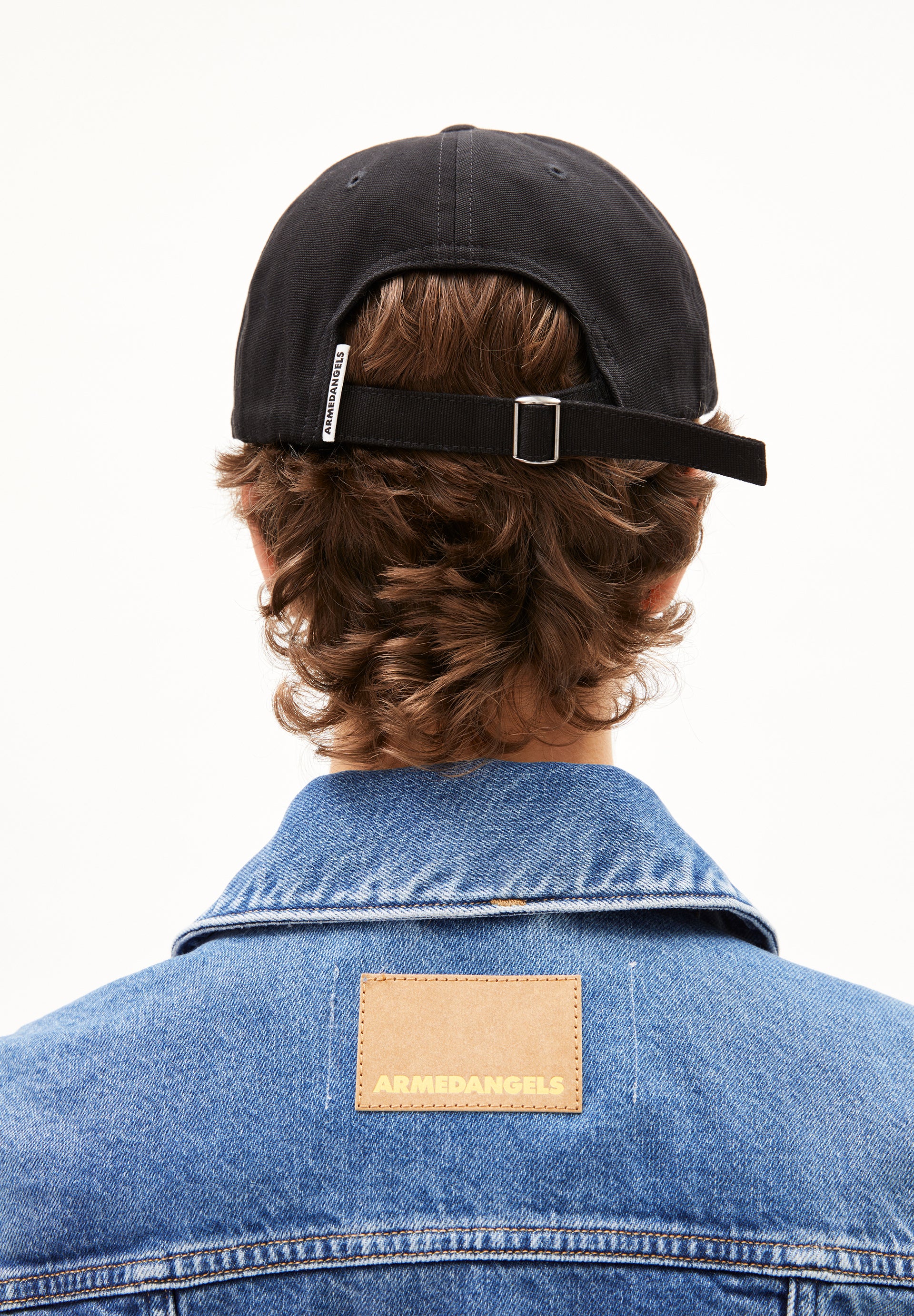 YENAAS WORD ICONIC Å Cap made of organic cotton