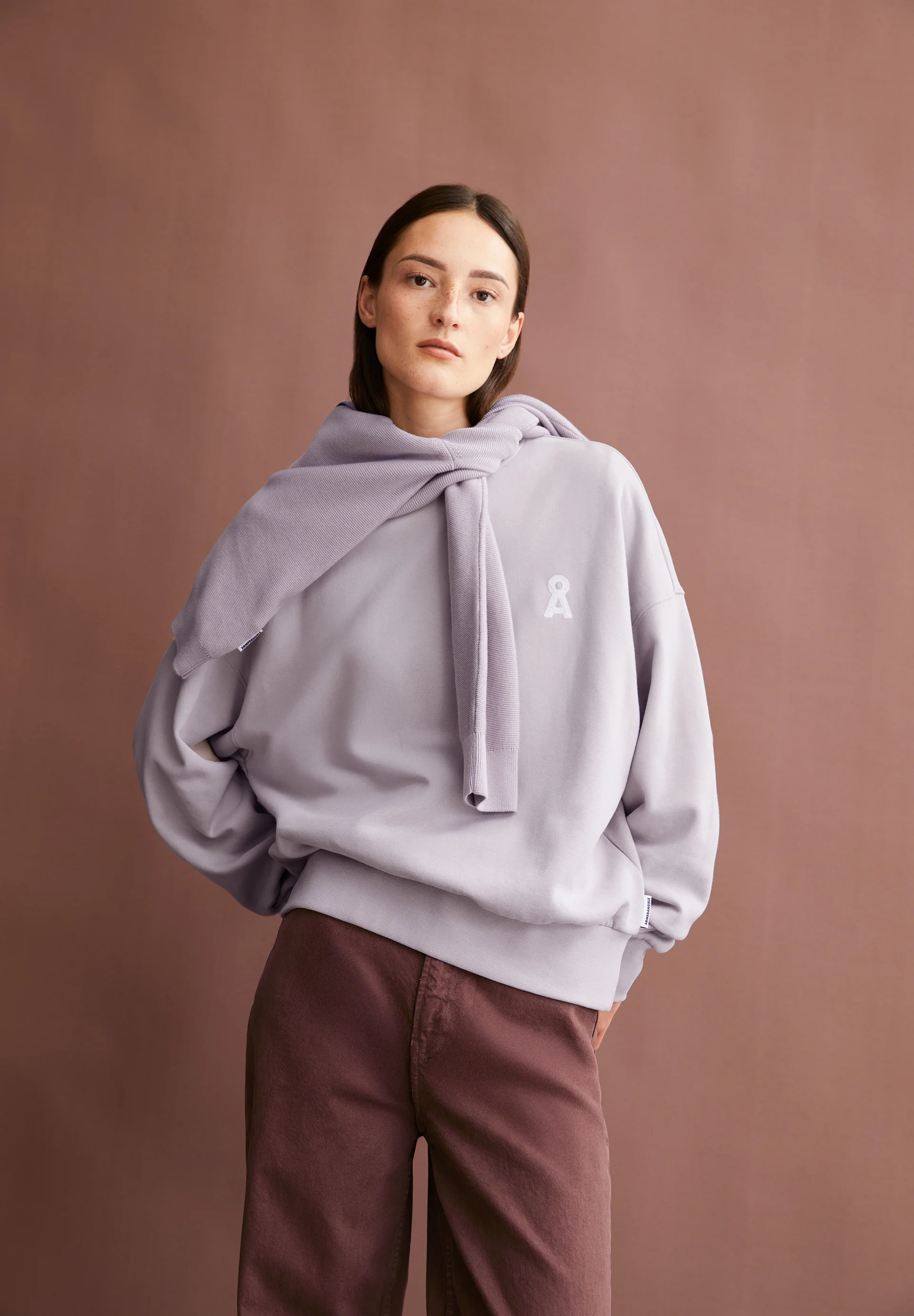 ICONIC Å ALIZAA Sweatshirt from organic cotton