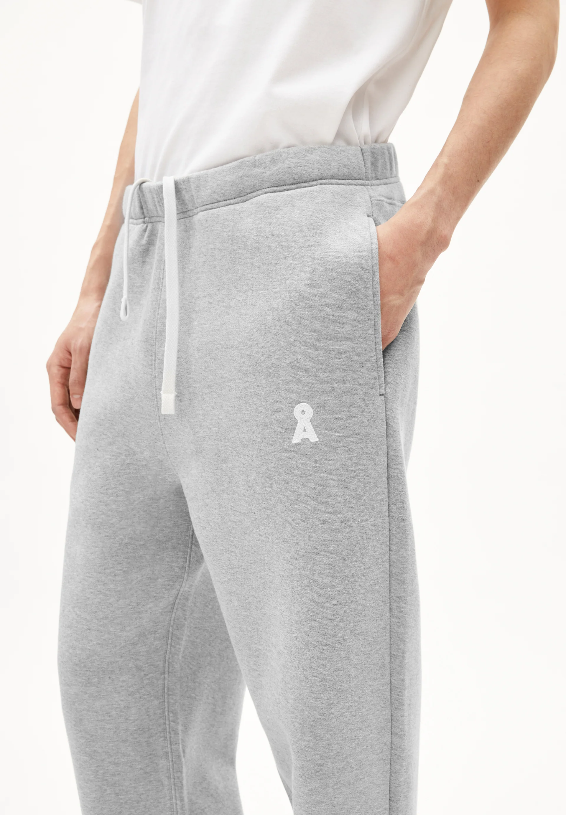 ICONIC Å BAASTI MELANGE Sweatpants from organic cotton
