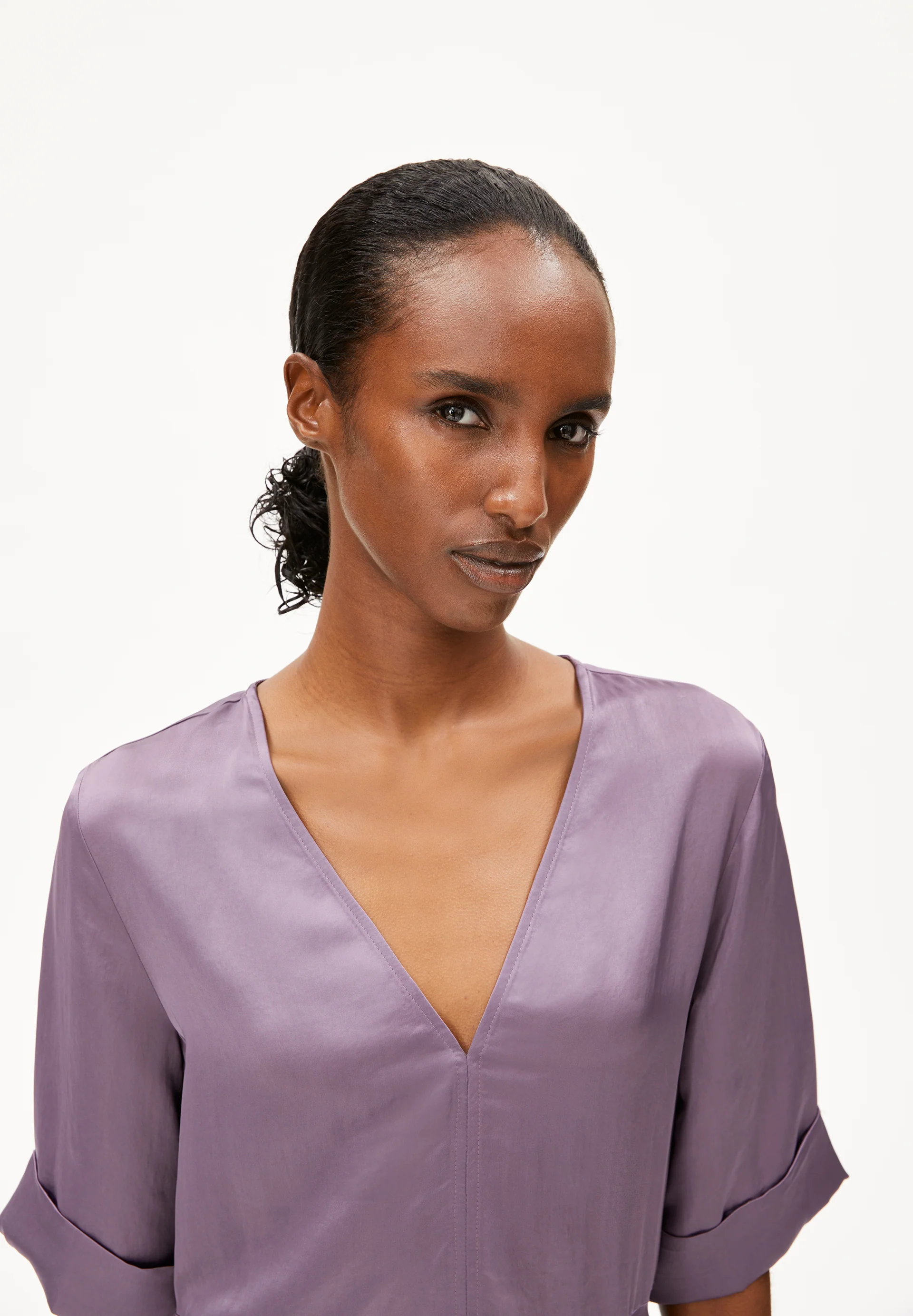 VAALI Woven Dress made of Naia™ Renew