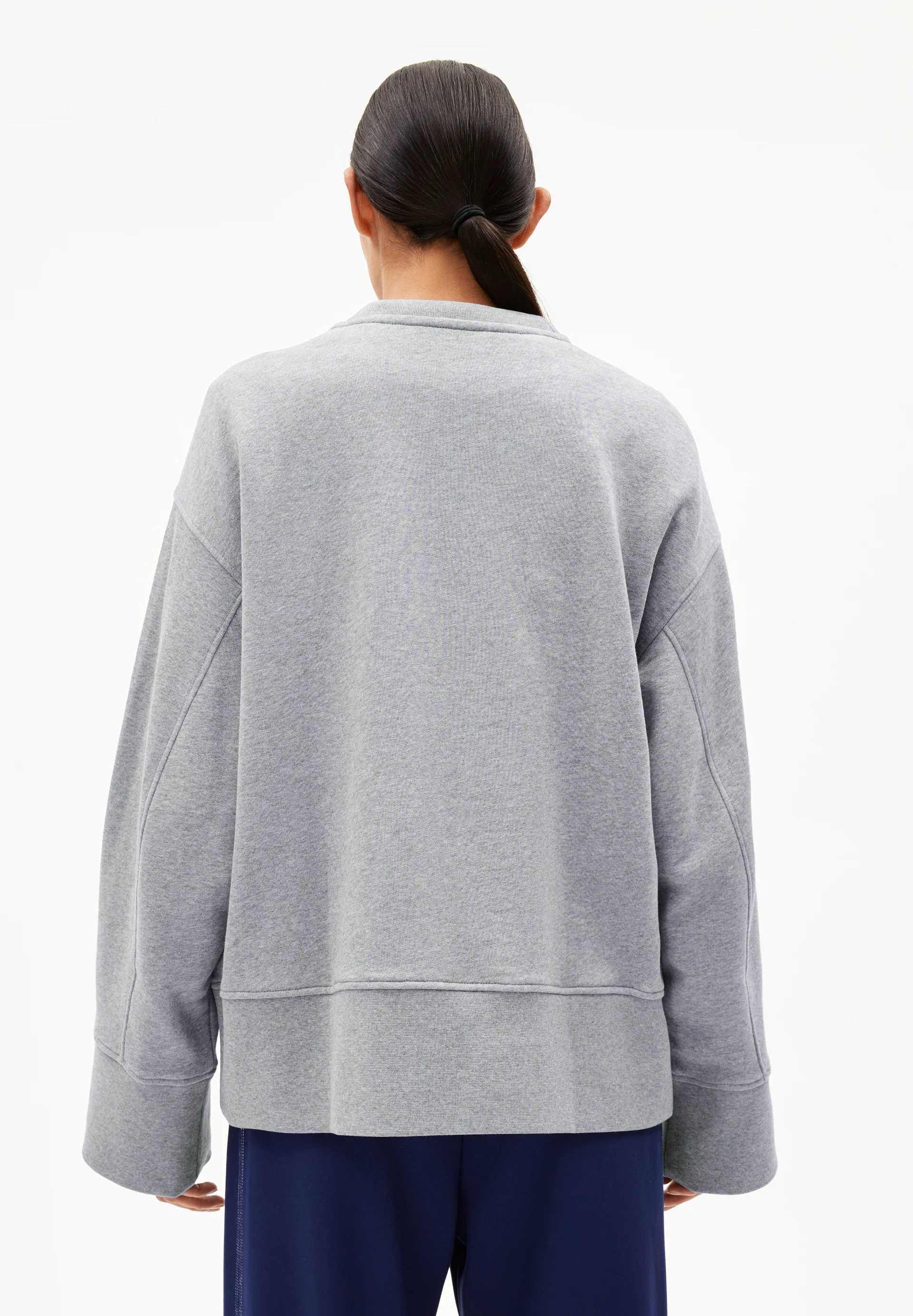 ANWAA Sweatshirt from organic cotton