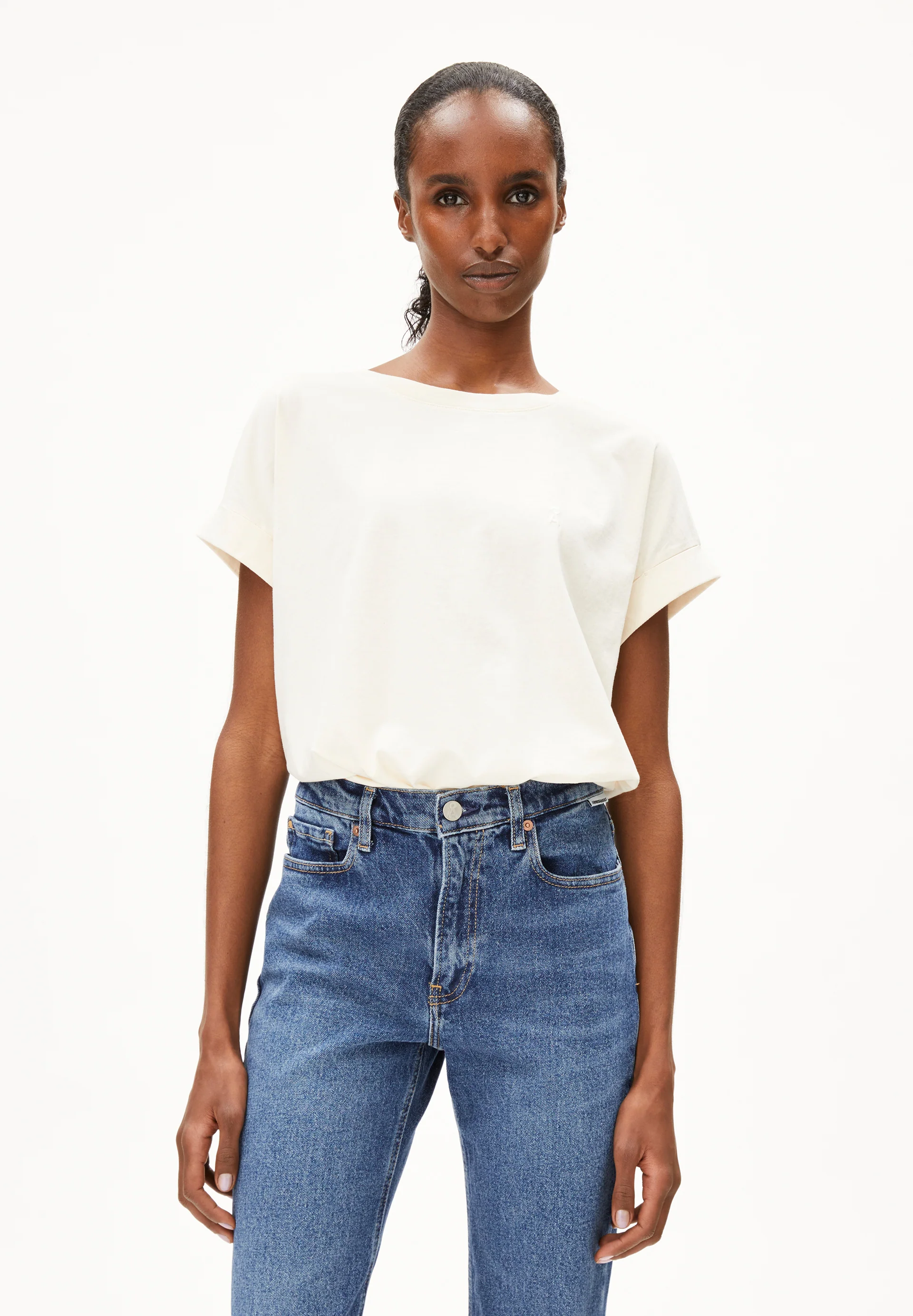 IDAARA T-shirts from organic cotton