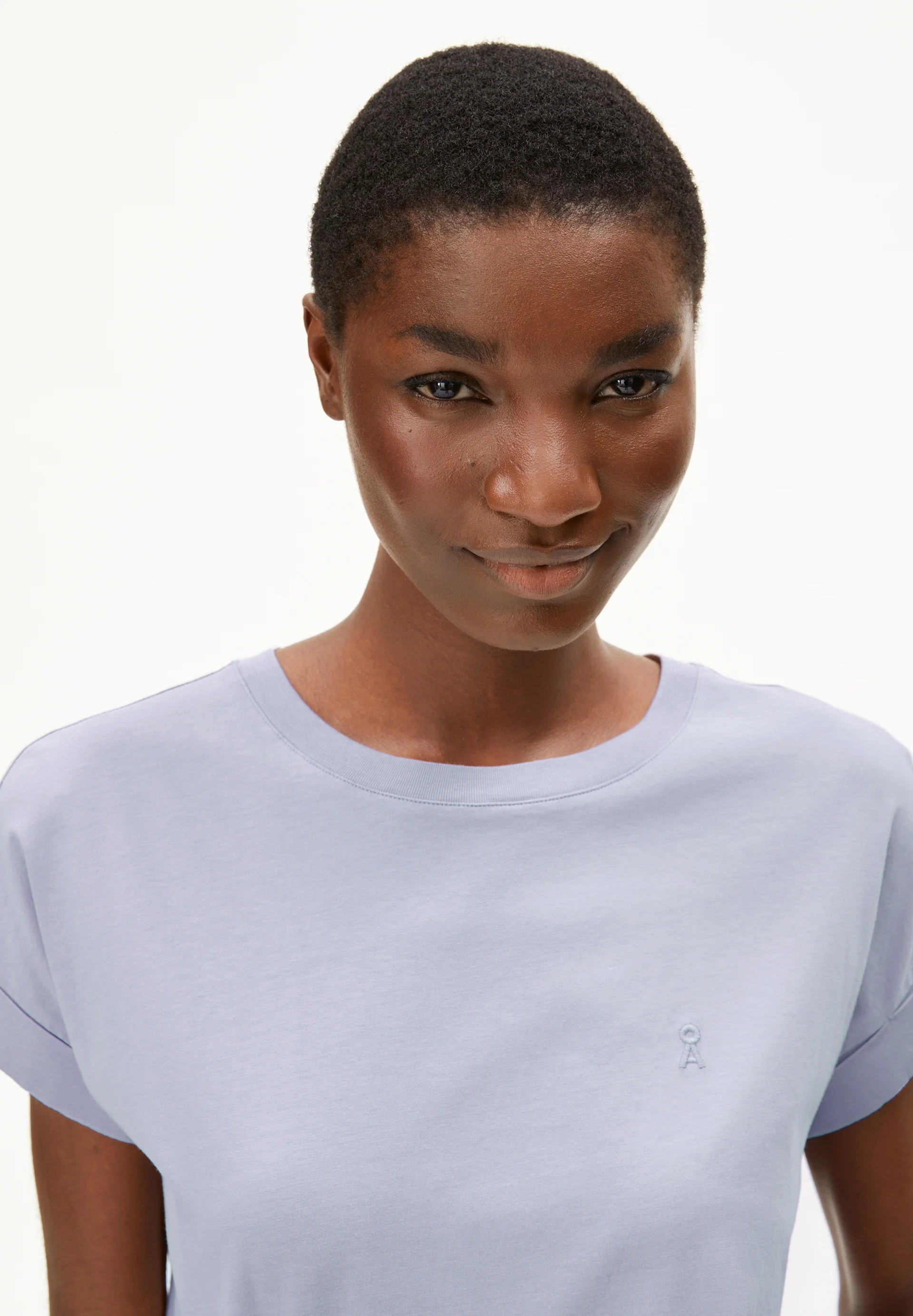 IDAARA T-shirts from organic cotton