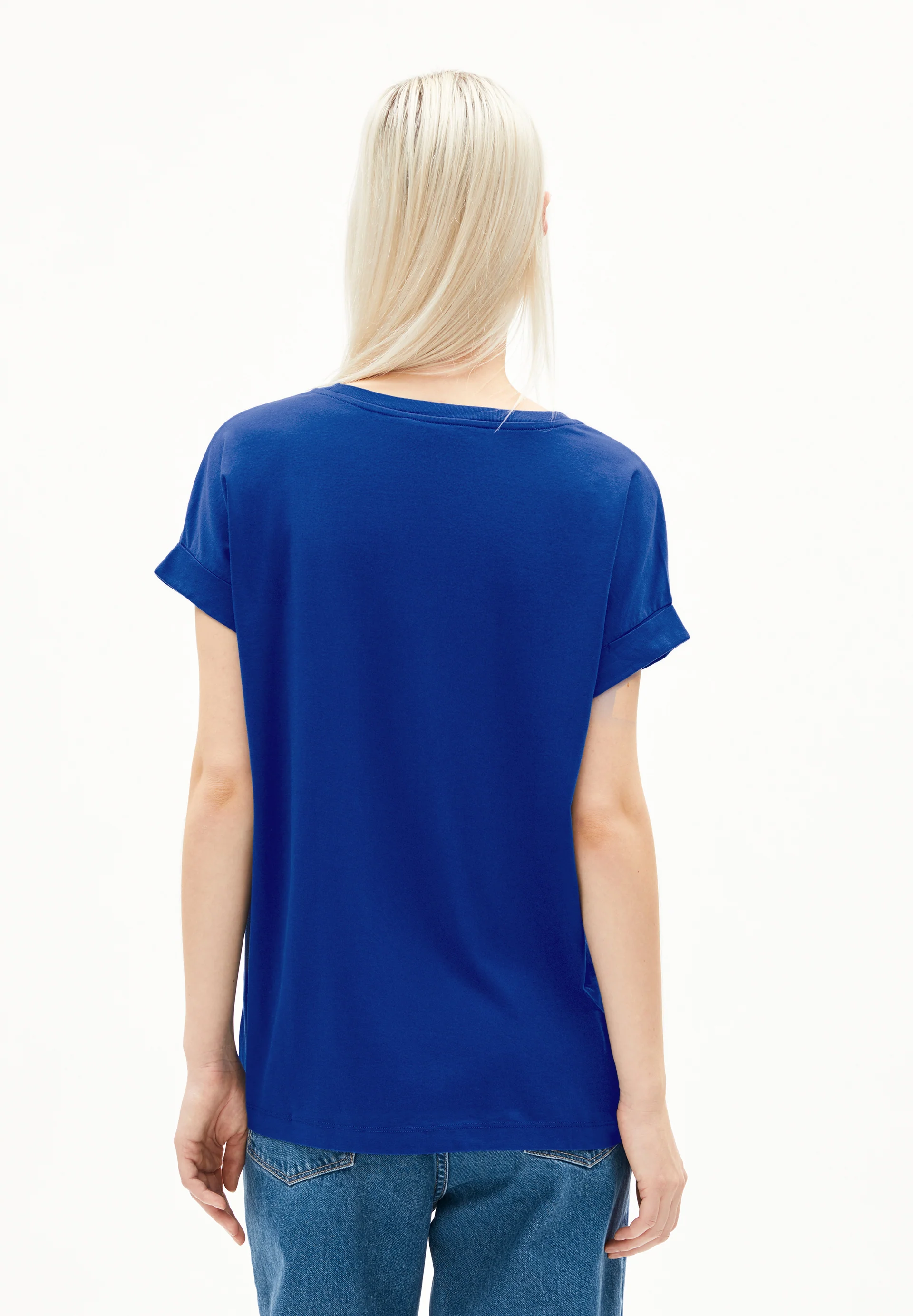 IDAARA T-shirts from organic cotton