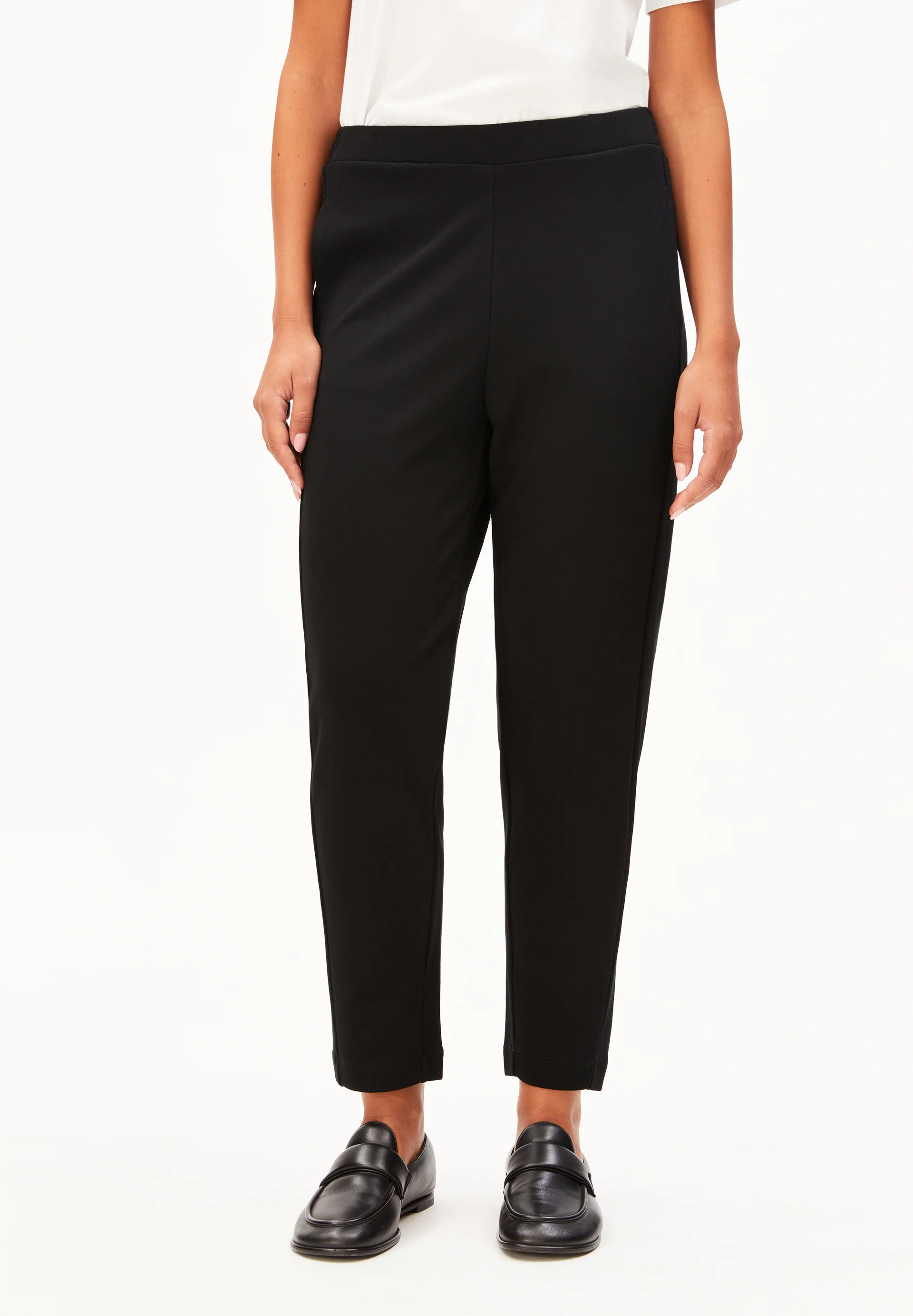 MAGDAALENA Jersey Pants made of LENZING™ ECOVERO™ Viscose Mix