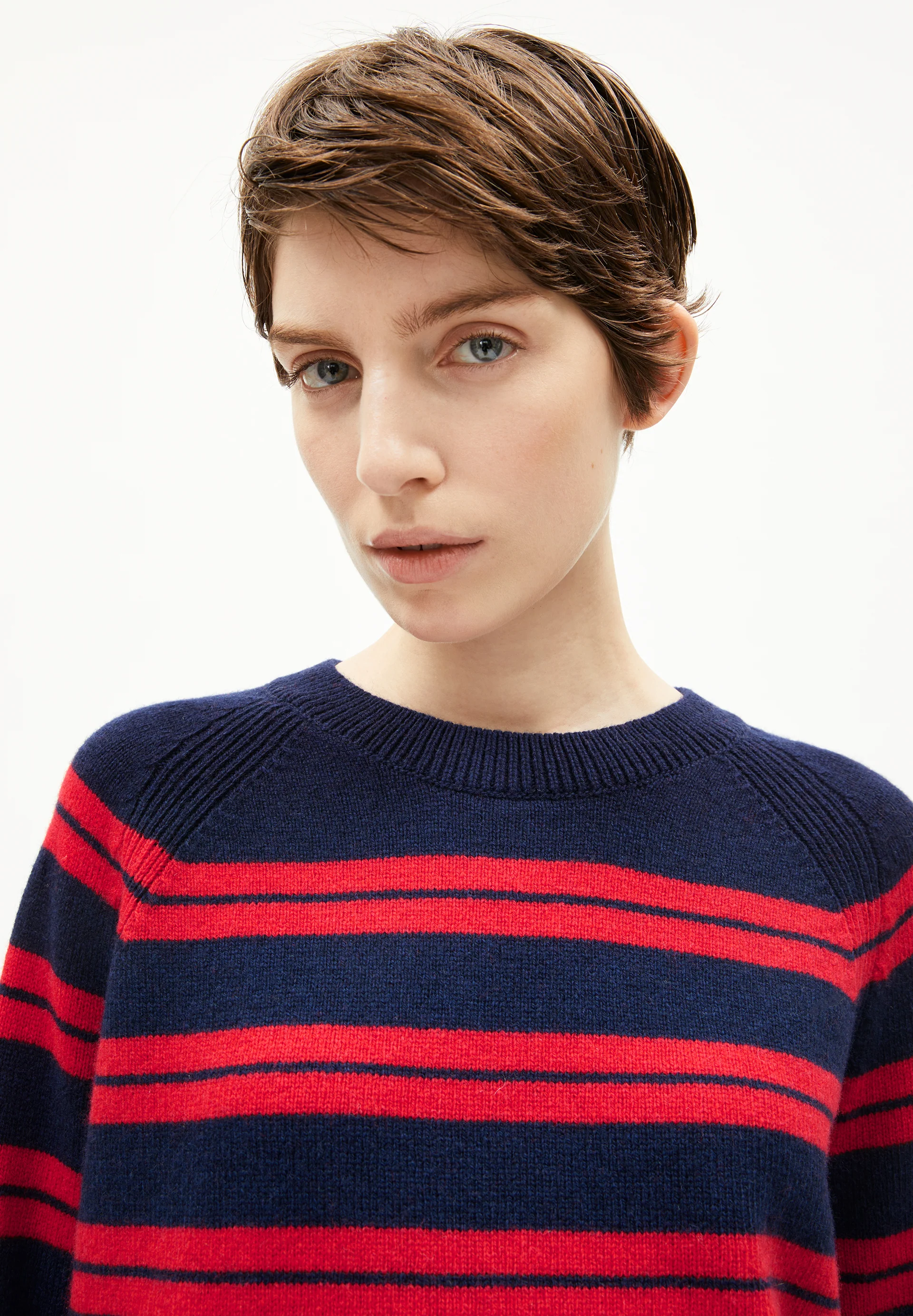 LILIRIAA FINE STRIPES Jumper made from an organic wool blend