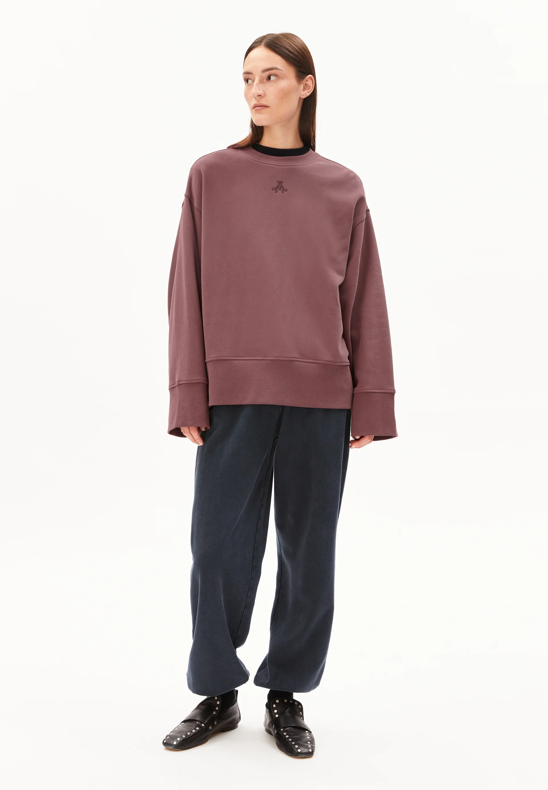 ANWAA Sweatshirt from organic cotton