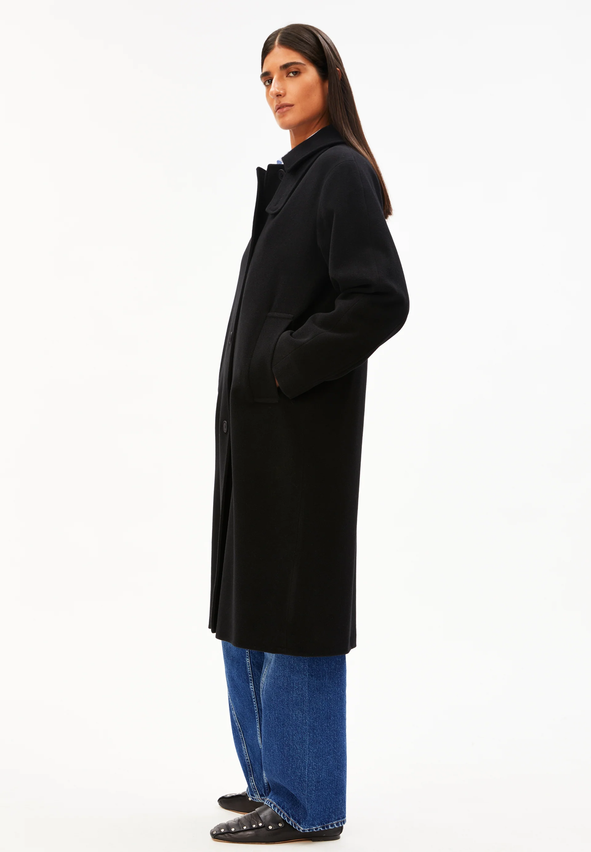 VAANOISE WOOL Coat made of recycled Wool