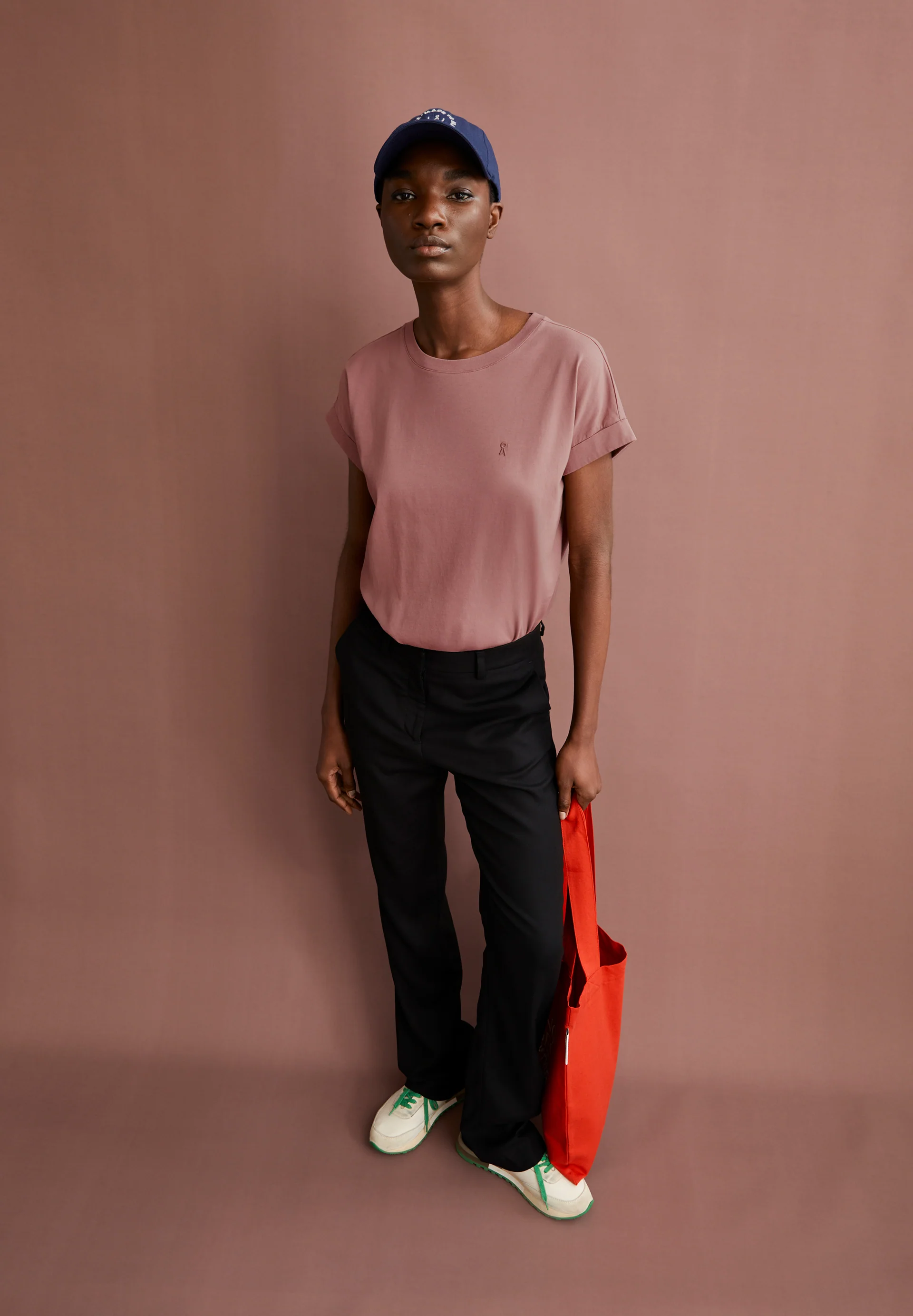 IDAARA T-shirts from organic cotton