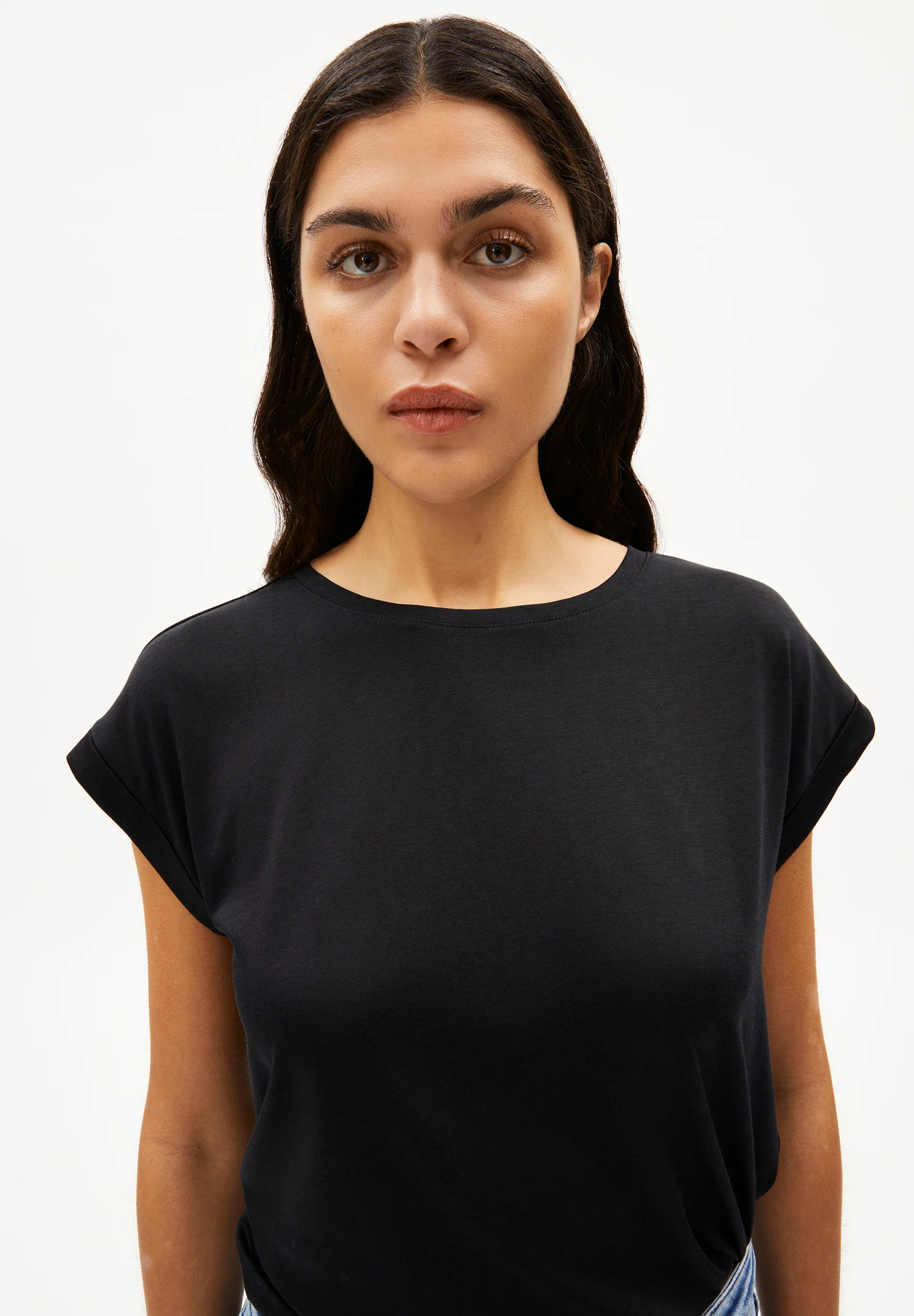 JILAANA T-shirt made of TENCEL™ Lyocell Mix.