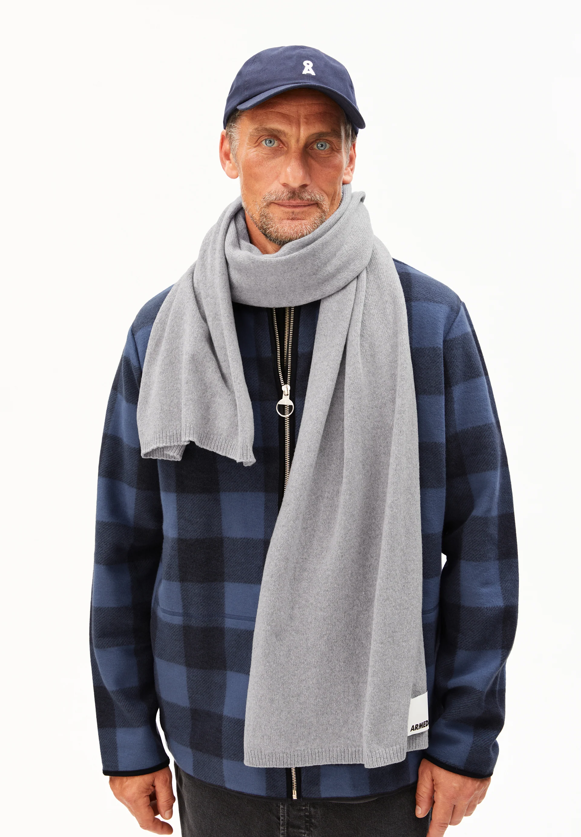 KATARINAA Scarf made of recycled Cashmere Mix