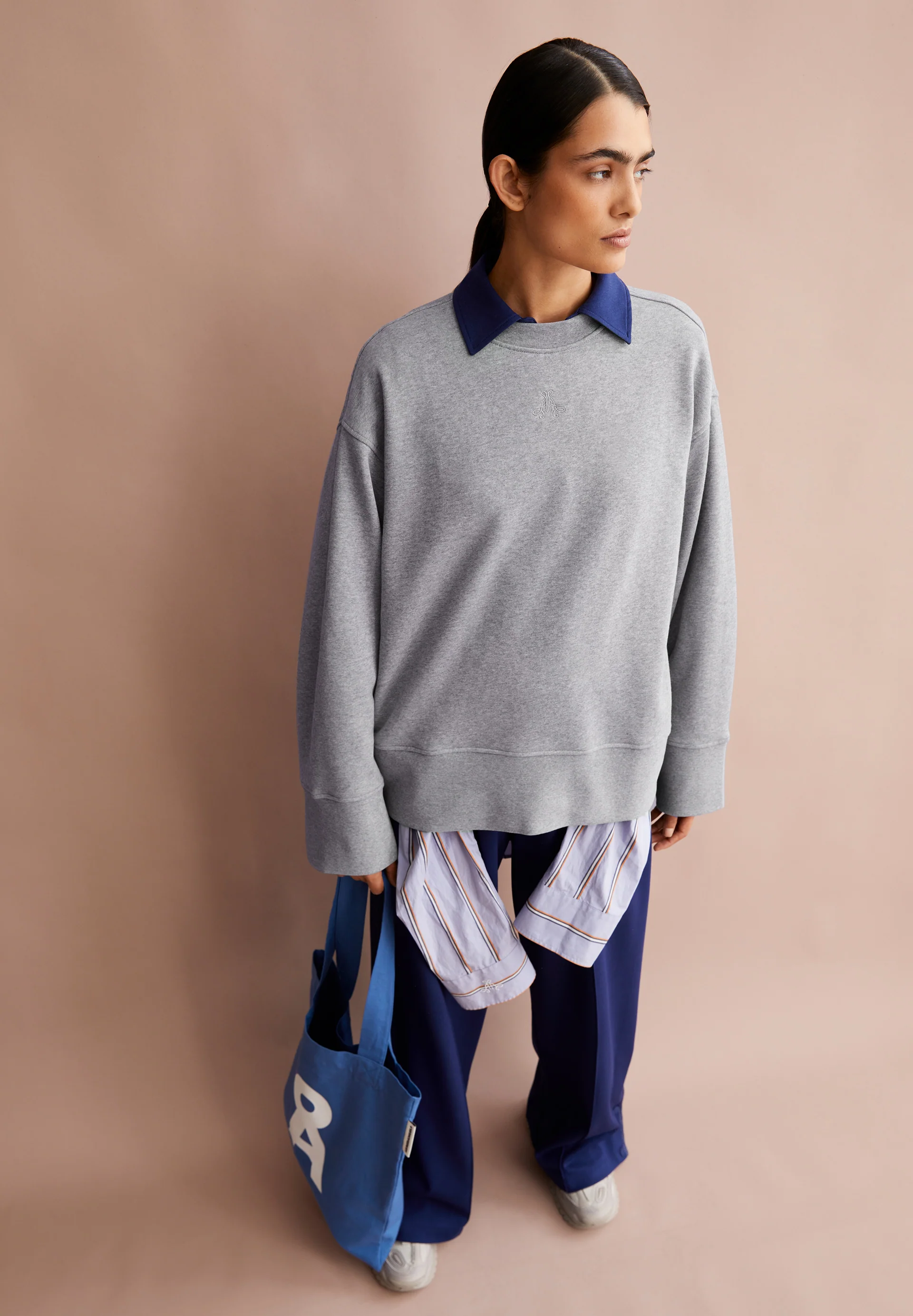 ANWAA Sweatshirt from organic cotton
