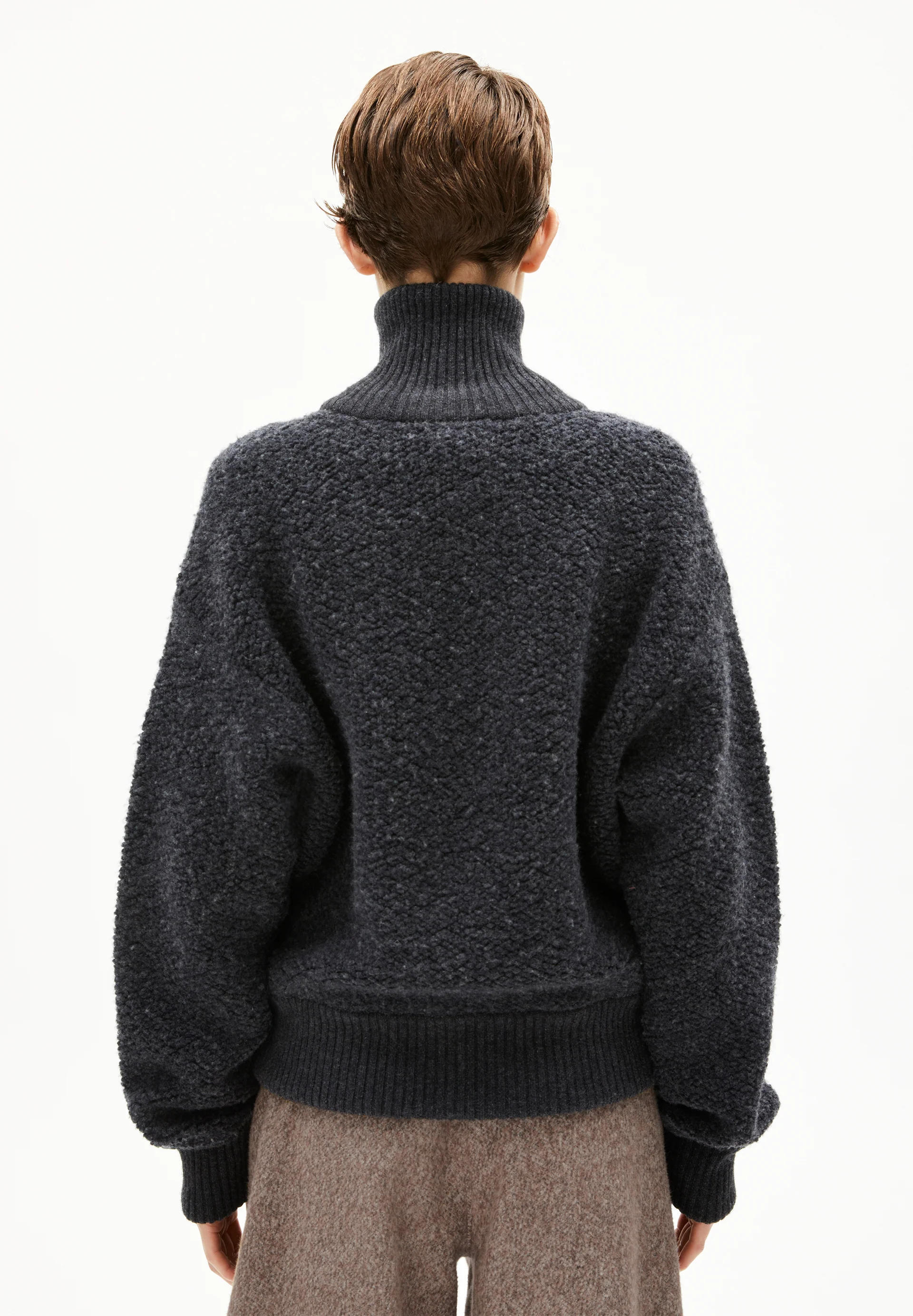 ICONIC Å GWENAA BOUCLÉ Jacket made from organic cotton
