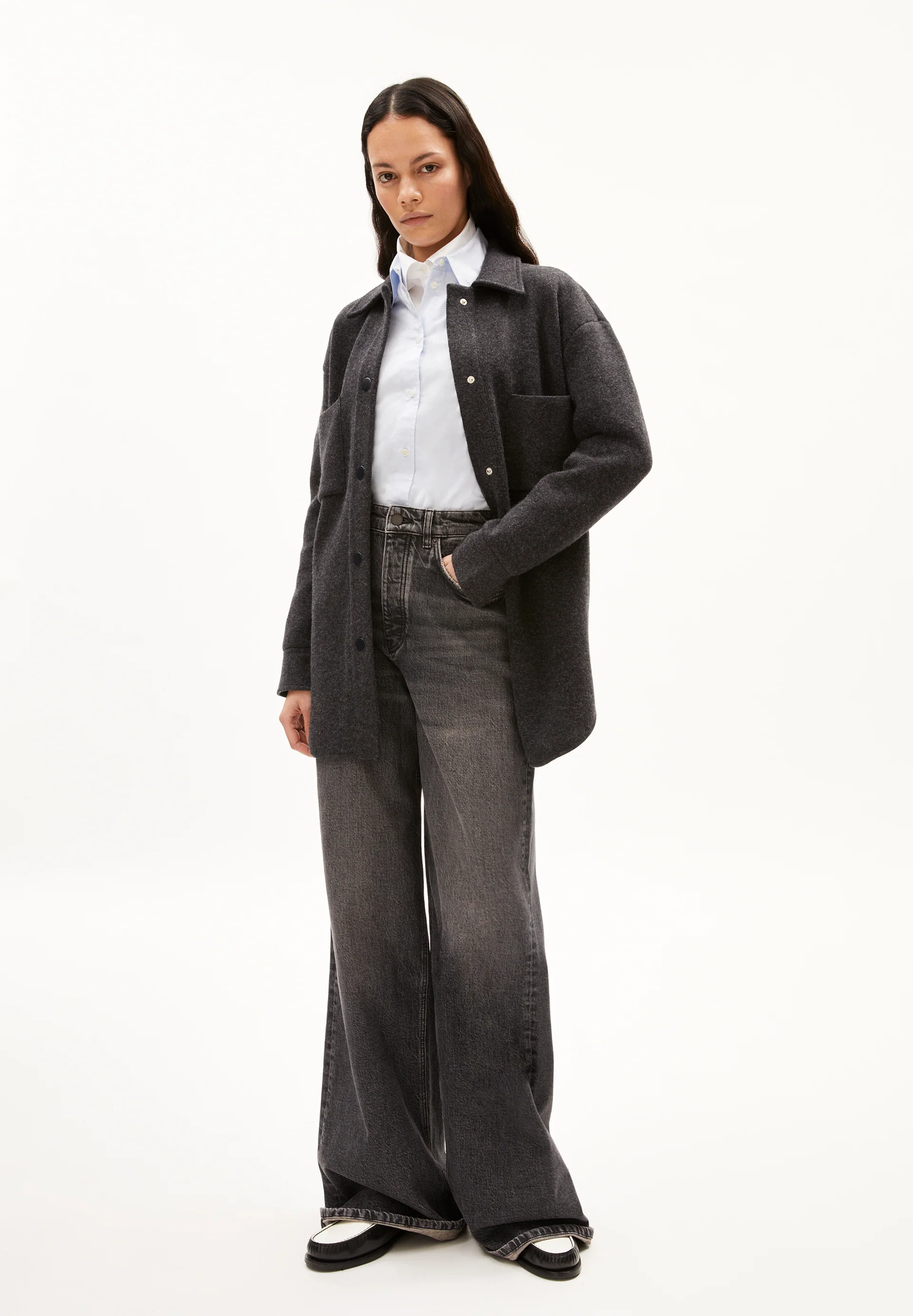 ALMARAA Cardigan made of Organic Wool Mix