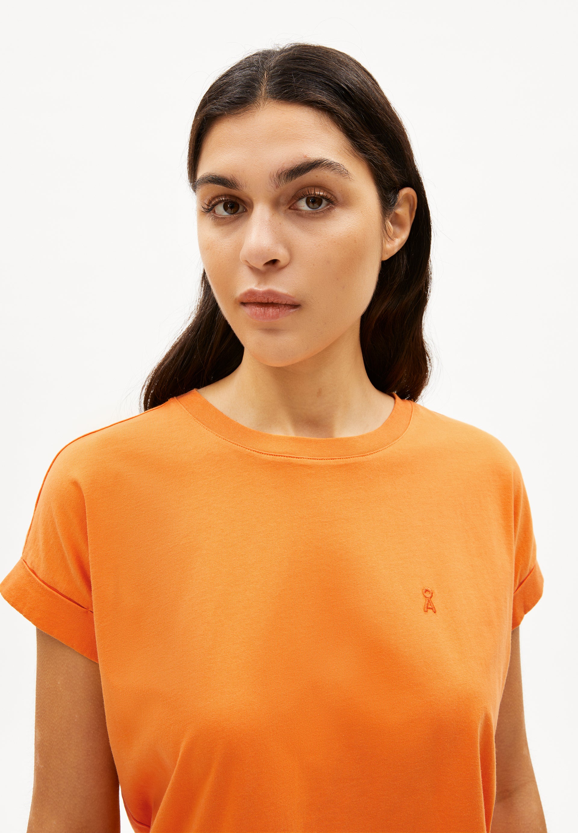IDAARA T-shirts from organic cotton