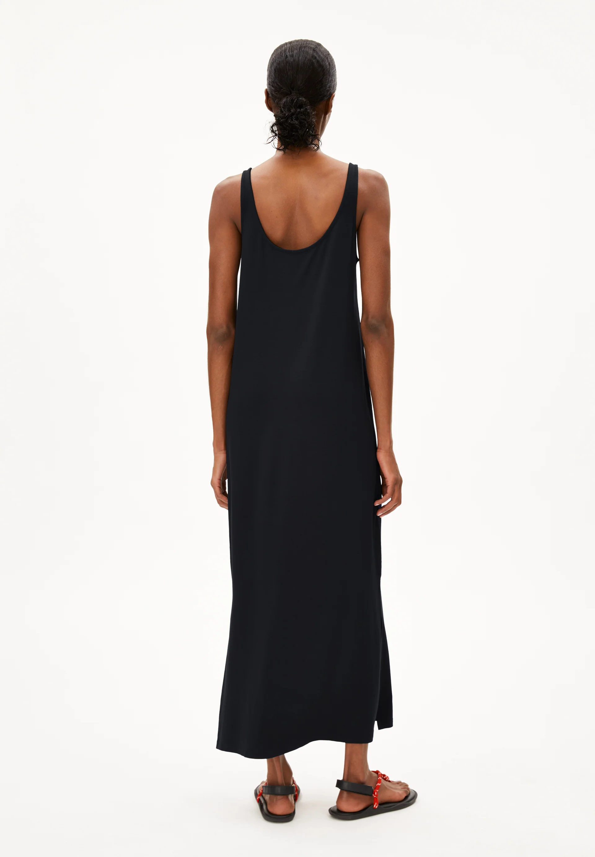 MAELIAA SOLID Jersey Dress made of LENZING™ ECOVERO™ Viscose Mix
