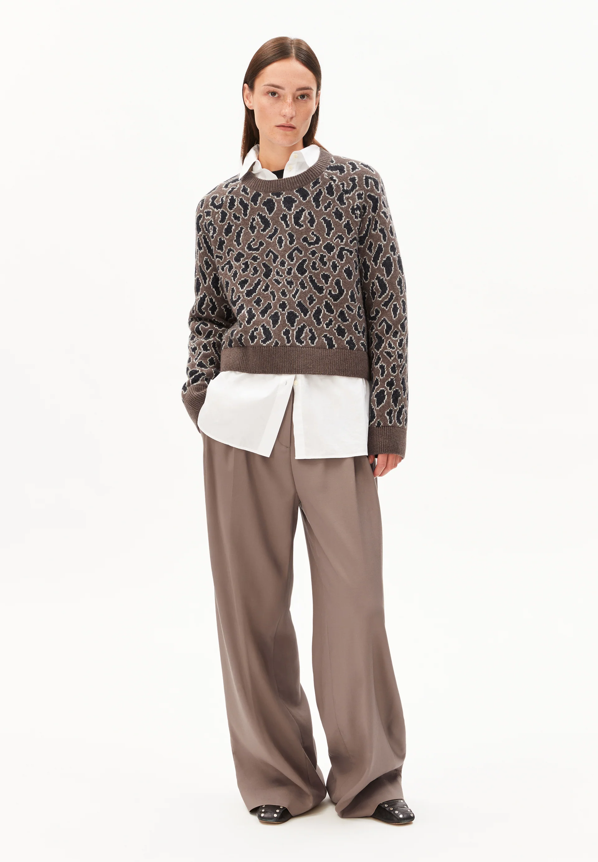 DILIRIAA LEOPAA Sweater made of recycled Organic Wool Mix