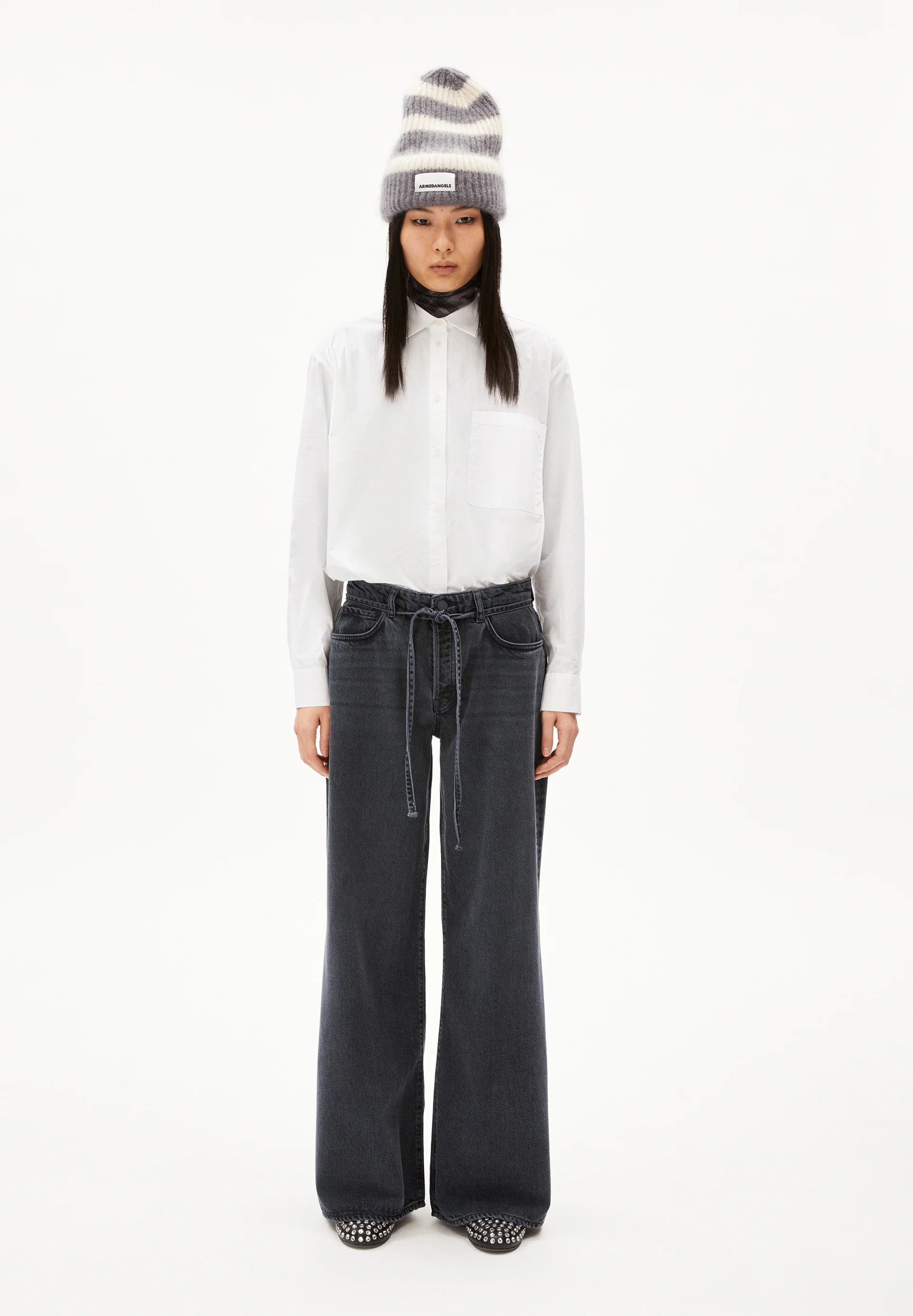 ASTRAEAAS WIDE JEAN Wide leg mid waist made from a lyocell cotton blend